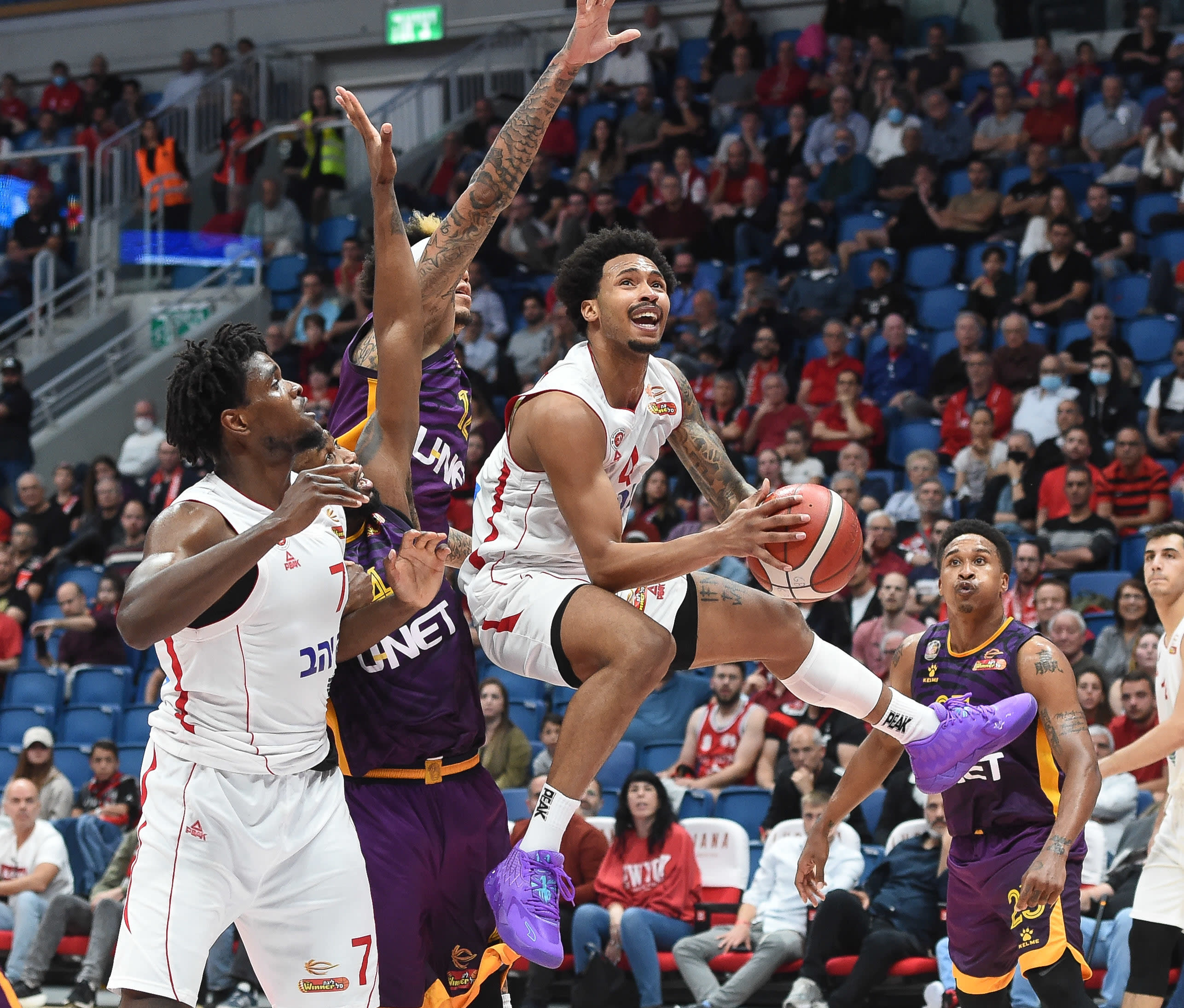 ג'יילן אדאמס, שחקן הפועל ירושלים