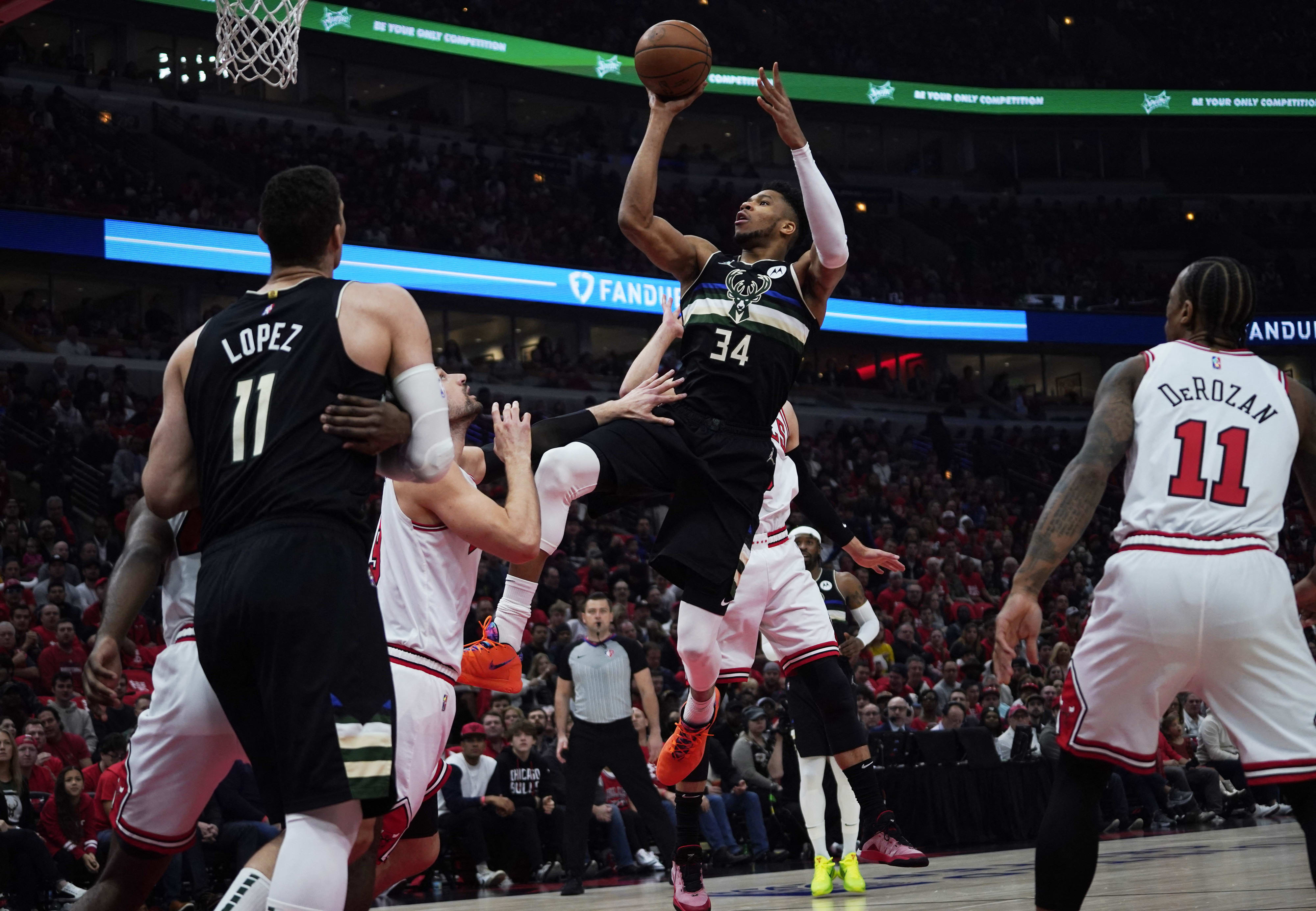 יאניס אנטטוקומפו, מילווקי באקס מול שיקגו בולס