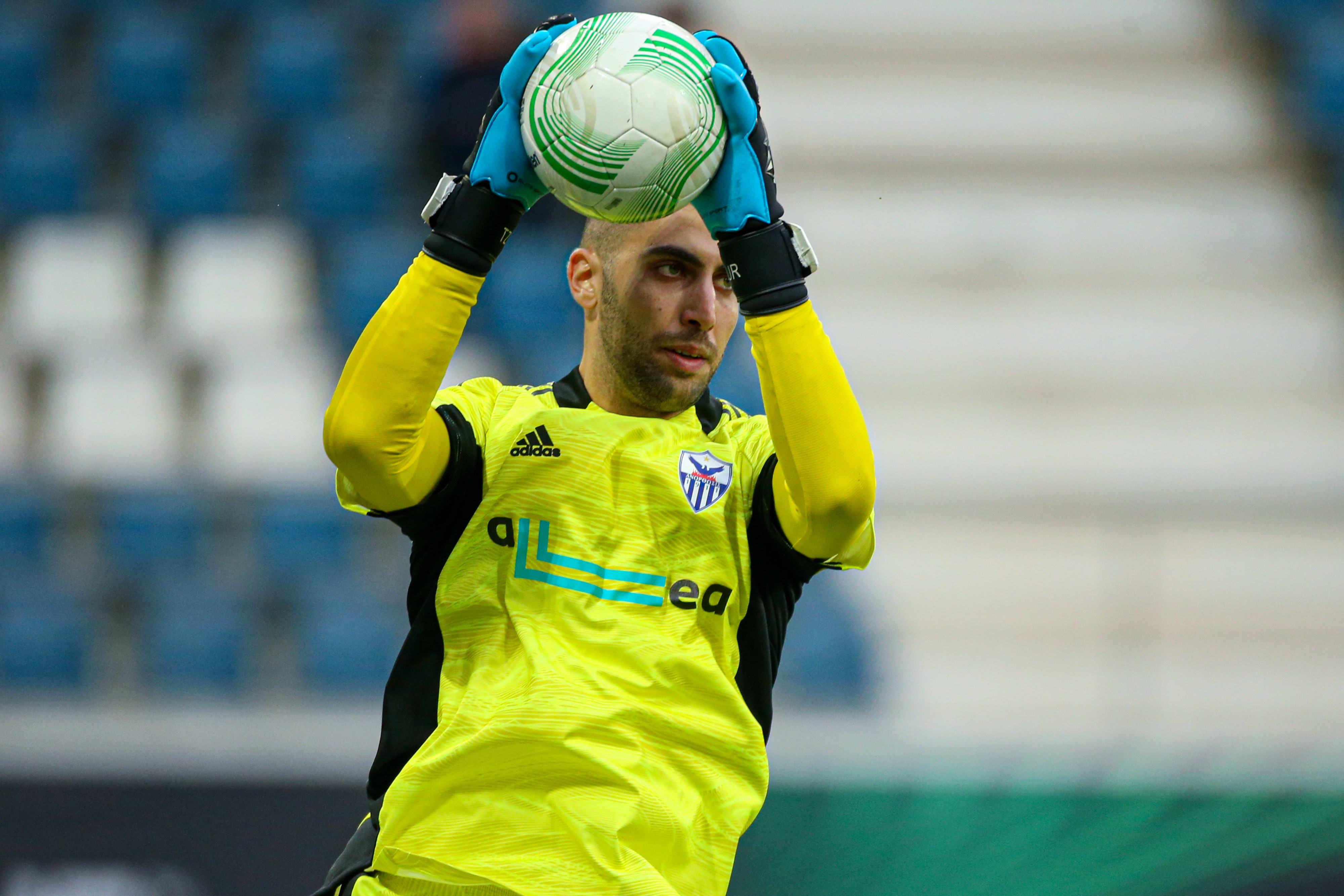 שוער אנורתוזיס פמגוסטה אסף צור