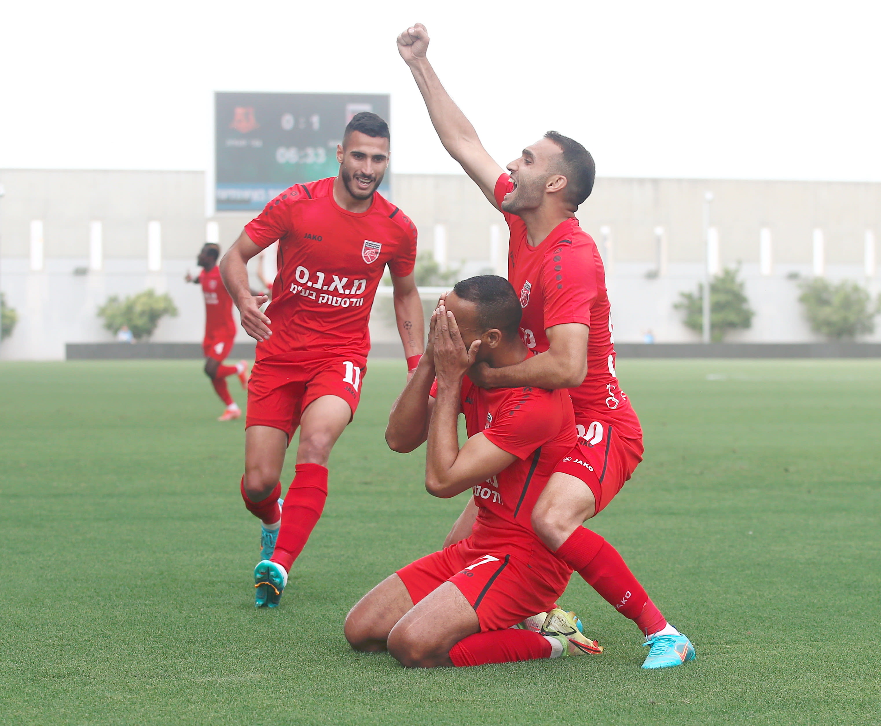 מוחמד כליבאת, מוחמד חטיב חוגגים שער של מ.ס. כפר קאסם עם מהראן ראדי