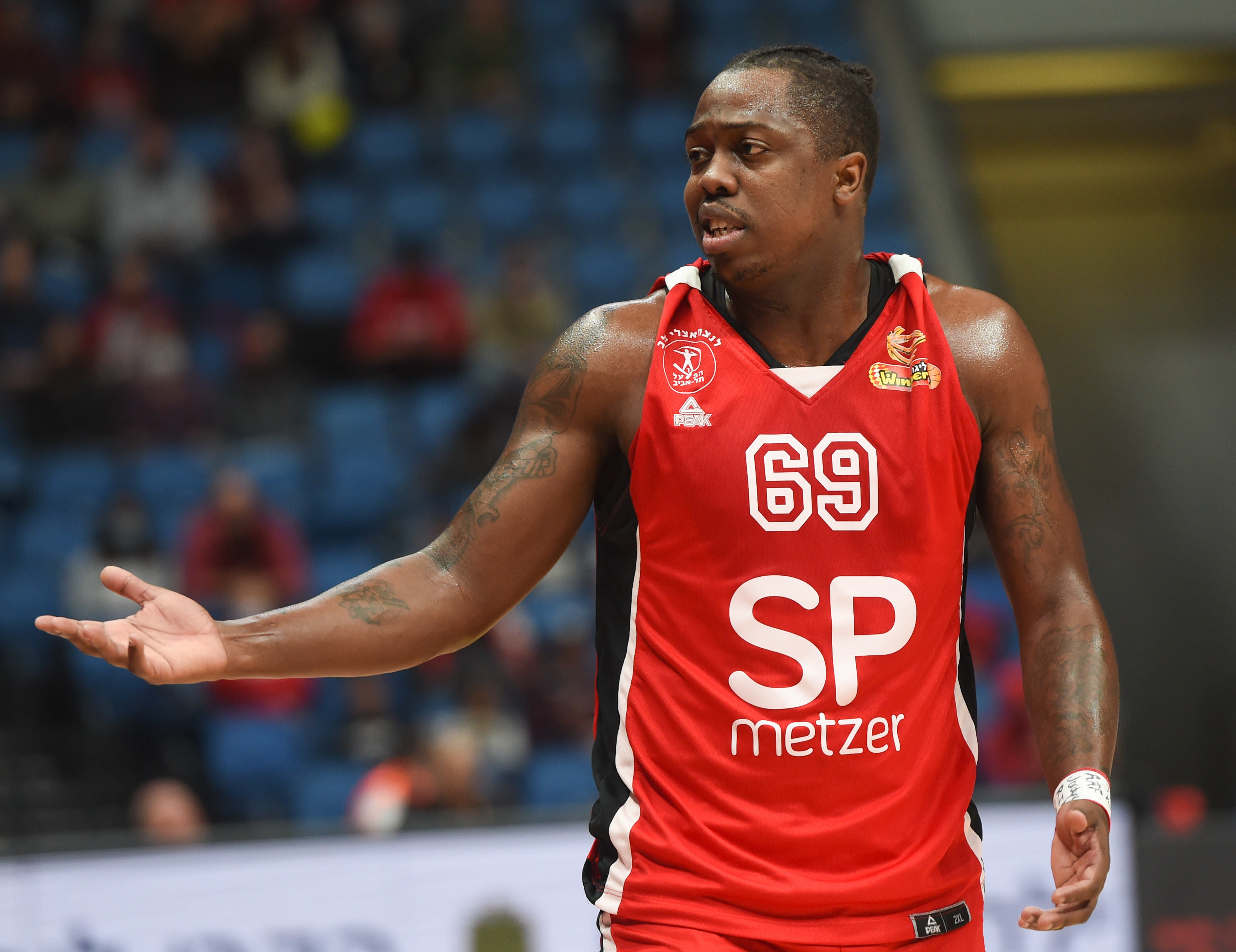 ג'ייקובן בראון שחקן הפועל תל אביב