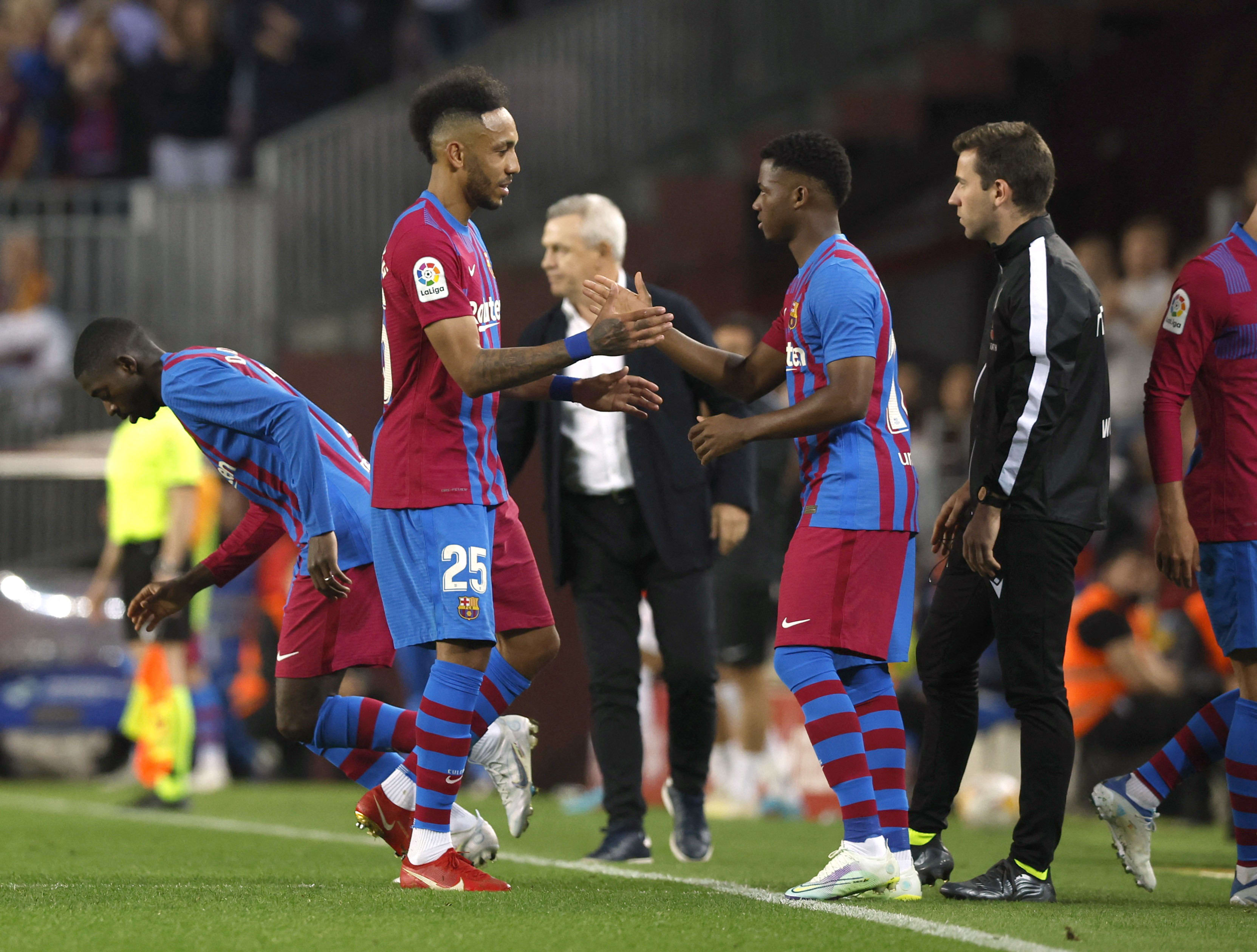 אנסו פאטי נכנס במקום פייר אמריק אובמיאנג