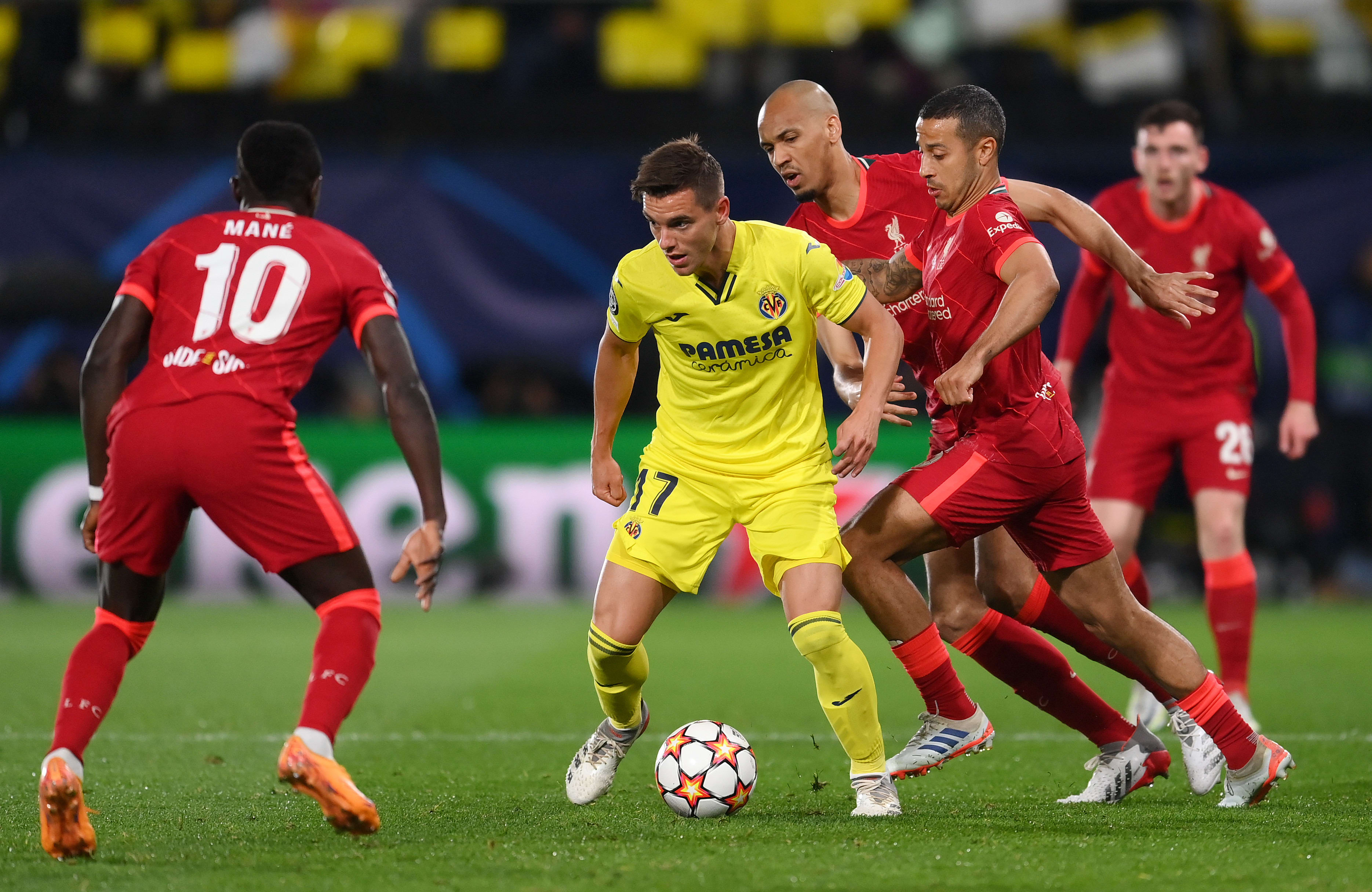 שחקן ויאריאל ג'ובאני לו סלסו, מול טיאגו אלקנטרה, ליברפול