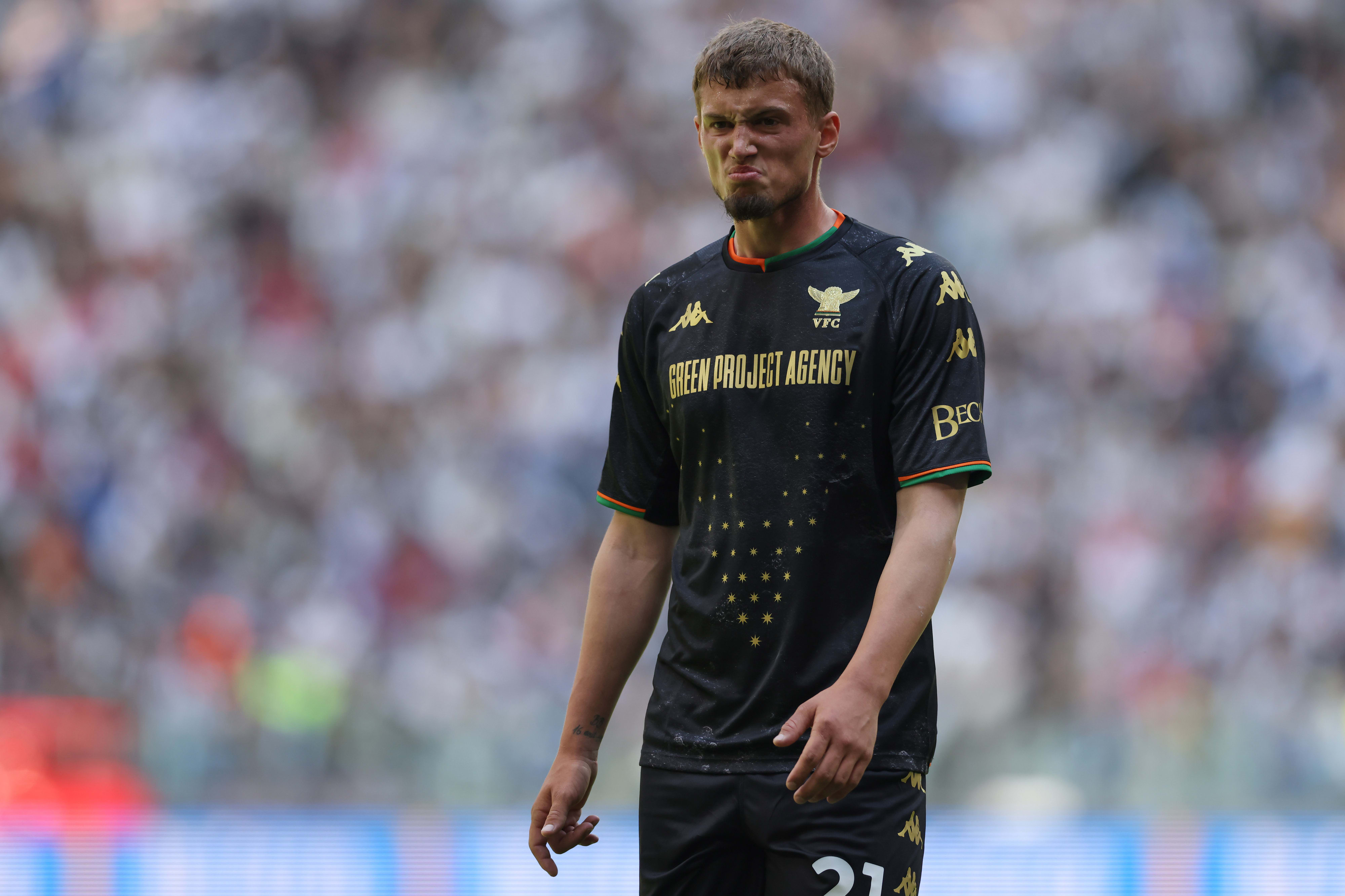 שחקן ונציה מיקאל קוויזנס