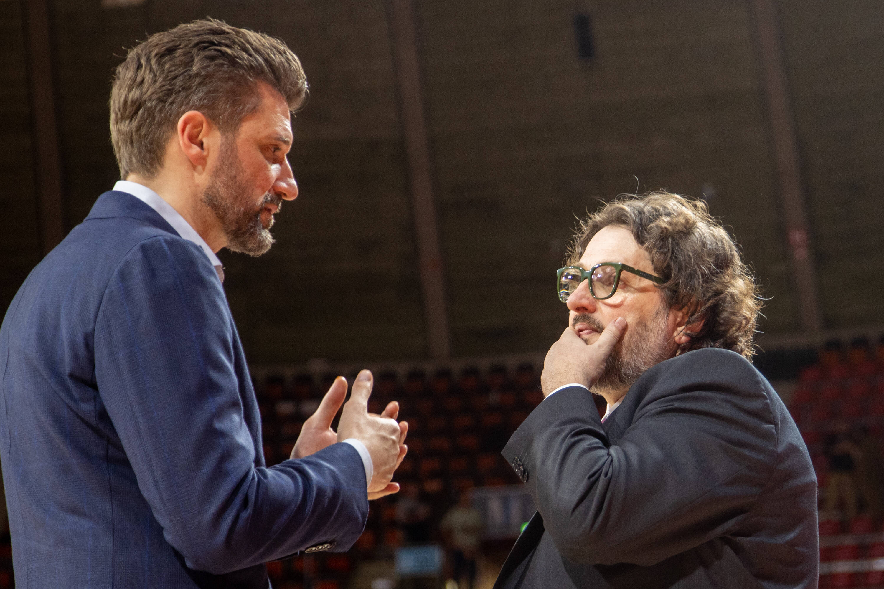 אנדראה טרינקיירי מאמן באיירן מינכן עם מרקו פשיץ', המנהל המקצועי