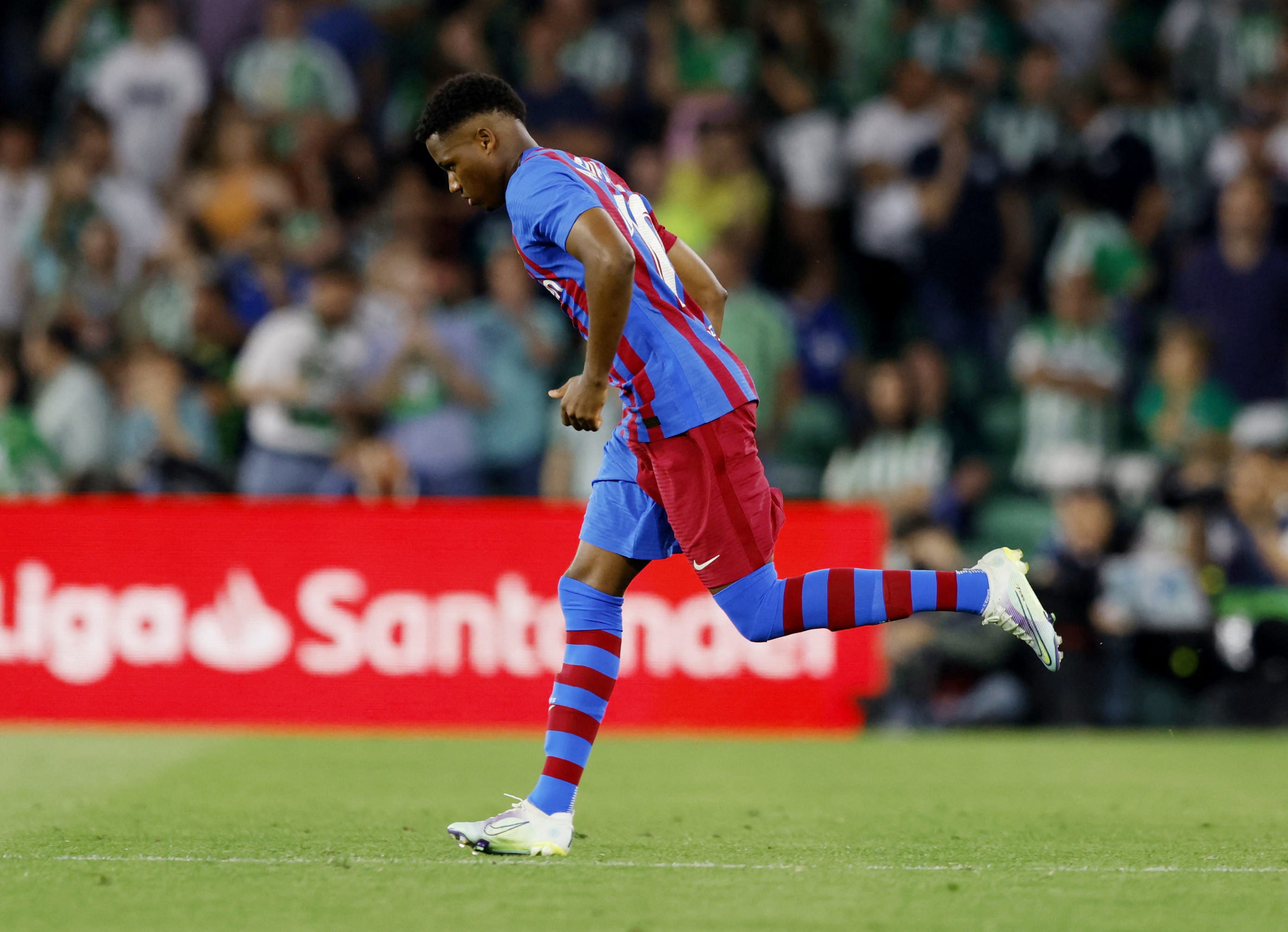 אנסו פאטי ברצלונה חוגג