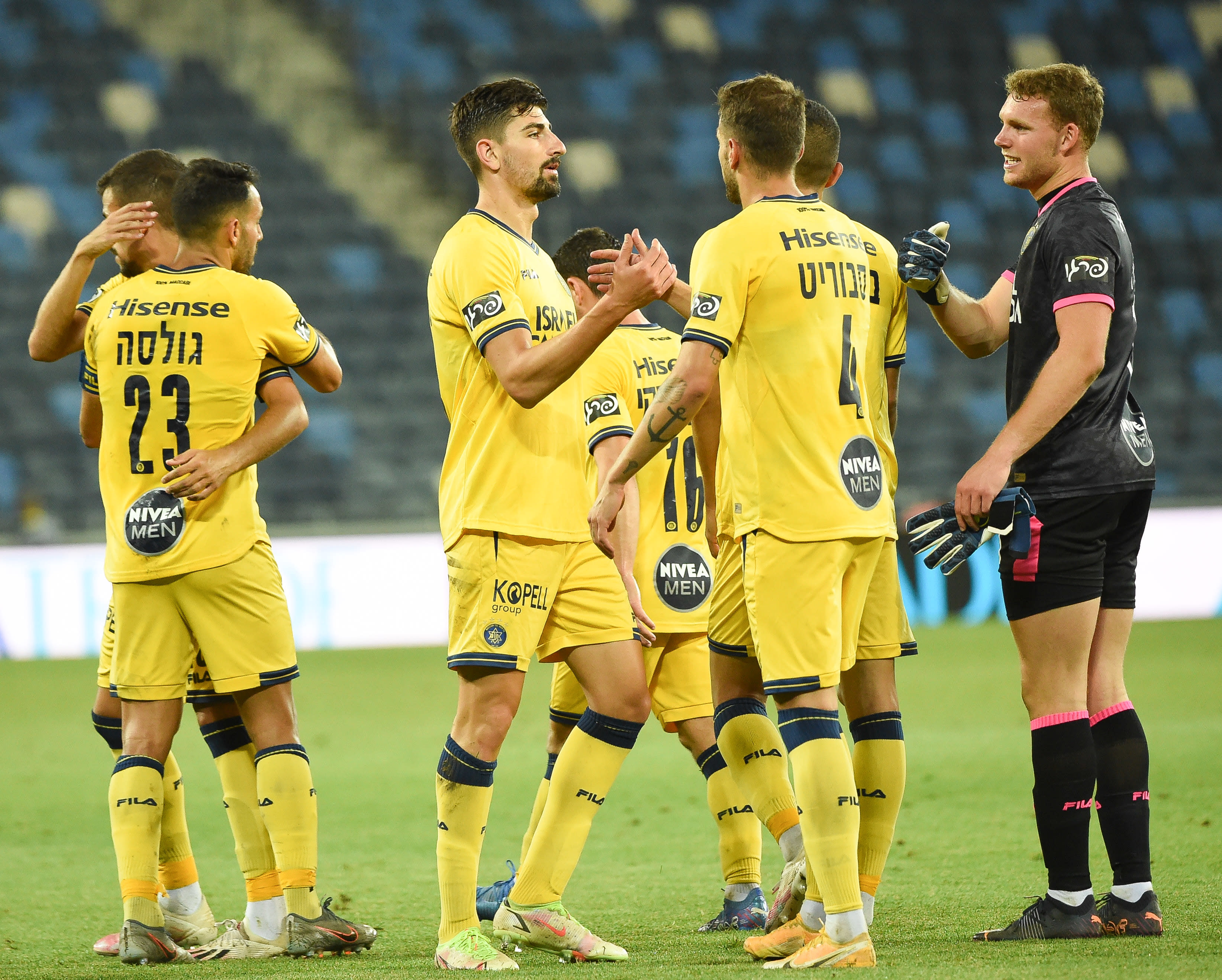 שחקני מכבי תל אביב