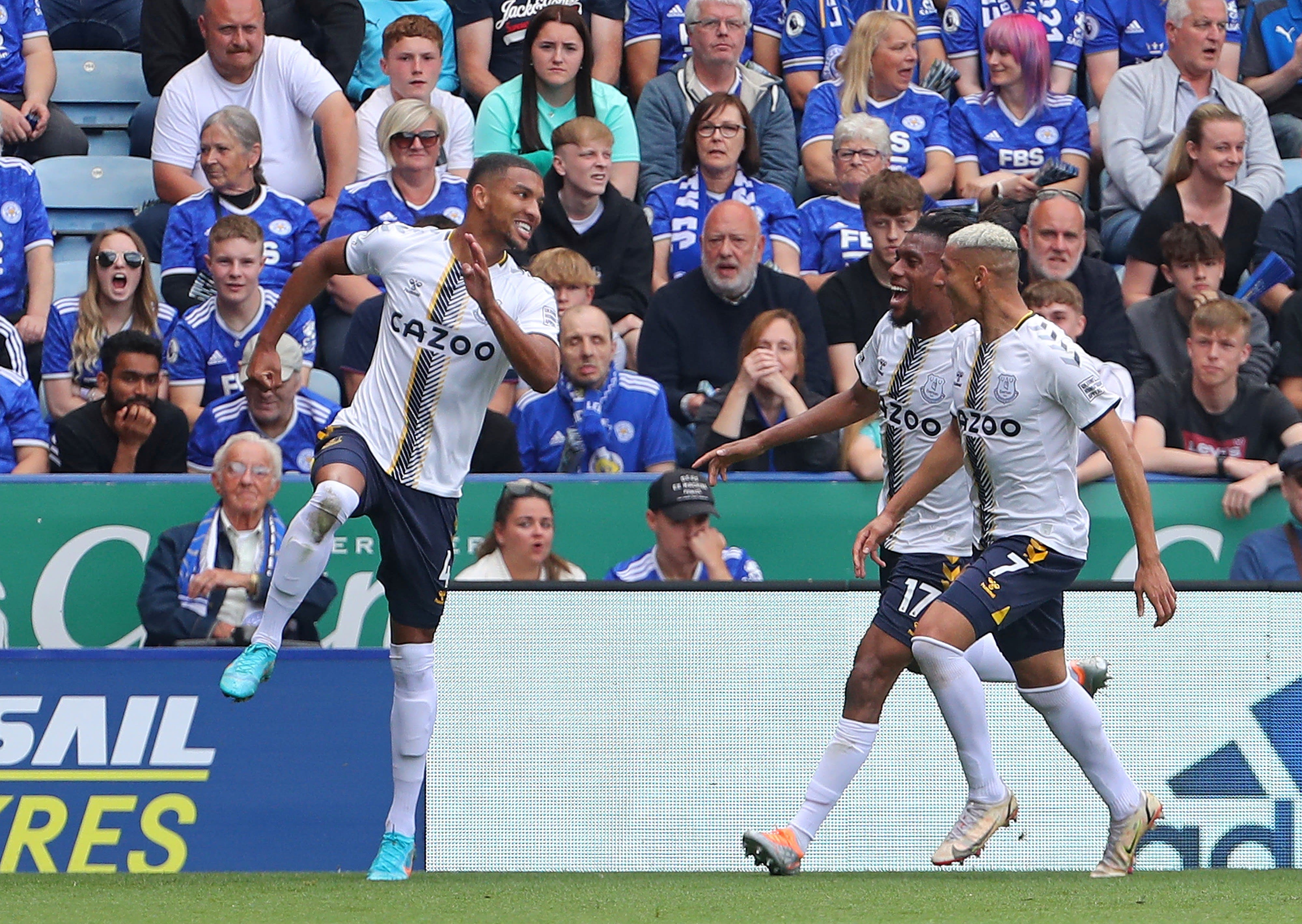 מייסון הולגייט, בלם אברטון