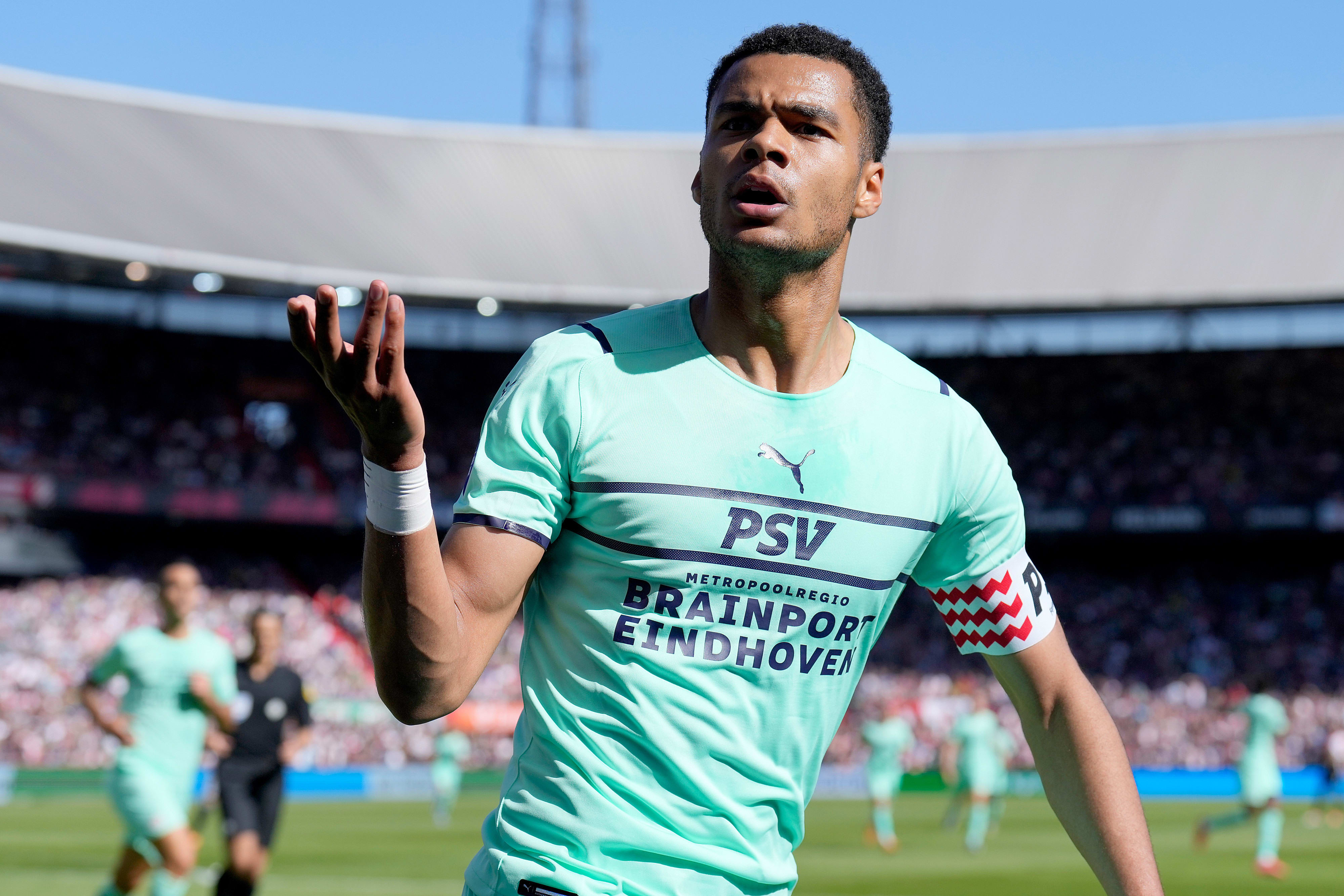 שחקן פ.ס.וו איינדהובן, קודי גאקפו, חוגג שער