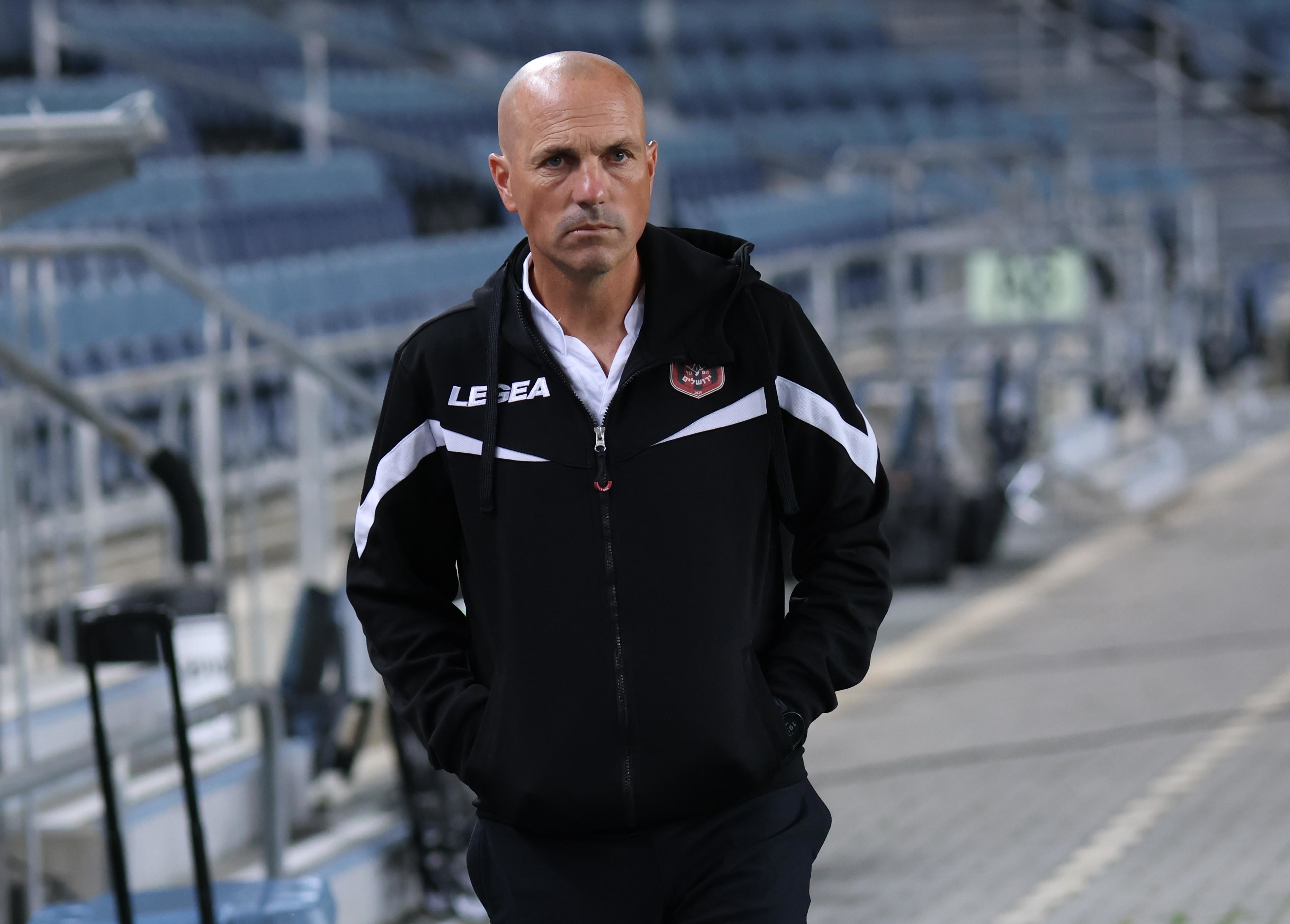 מאמן הפועל ירושלים זיו אריה