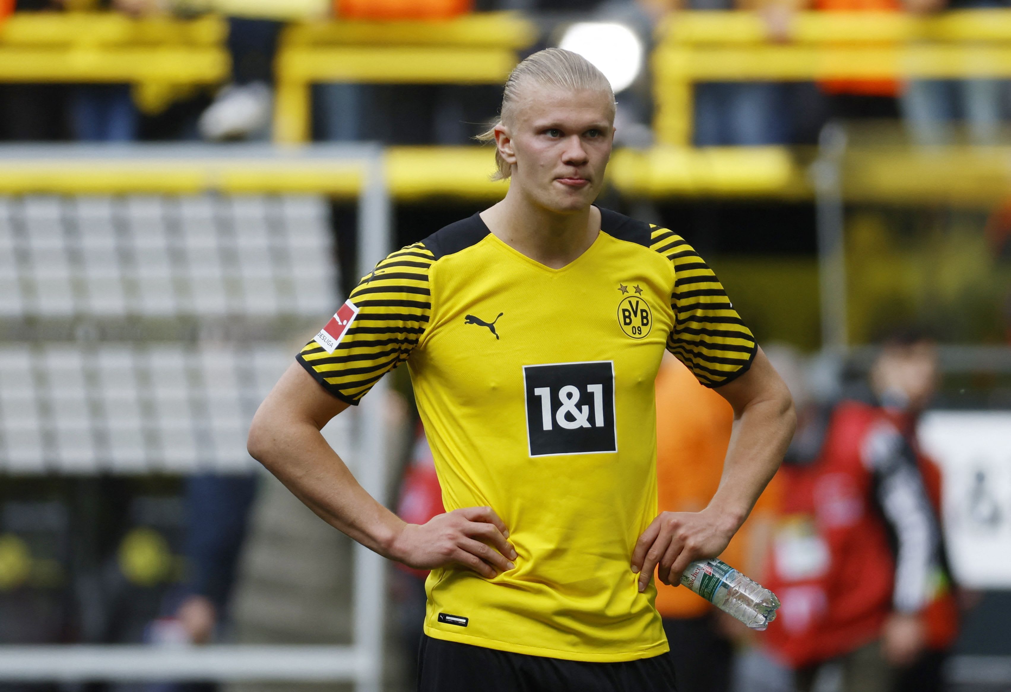 ארלינג הולאנד שחקן בורוסיה דורטמונד