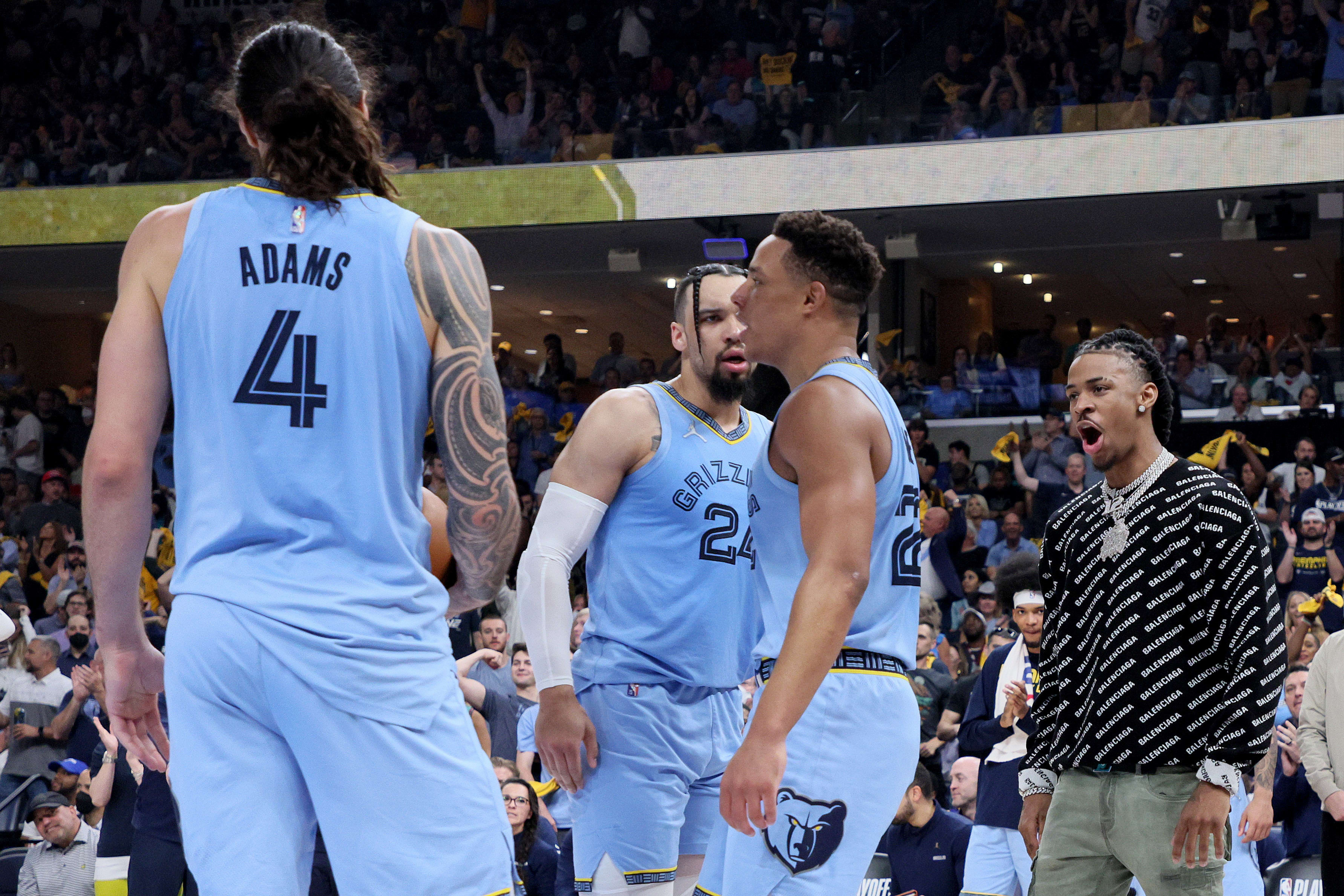 ג'ה מוראנט הפצוע ושחקני ממפיס גריזליס