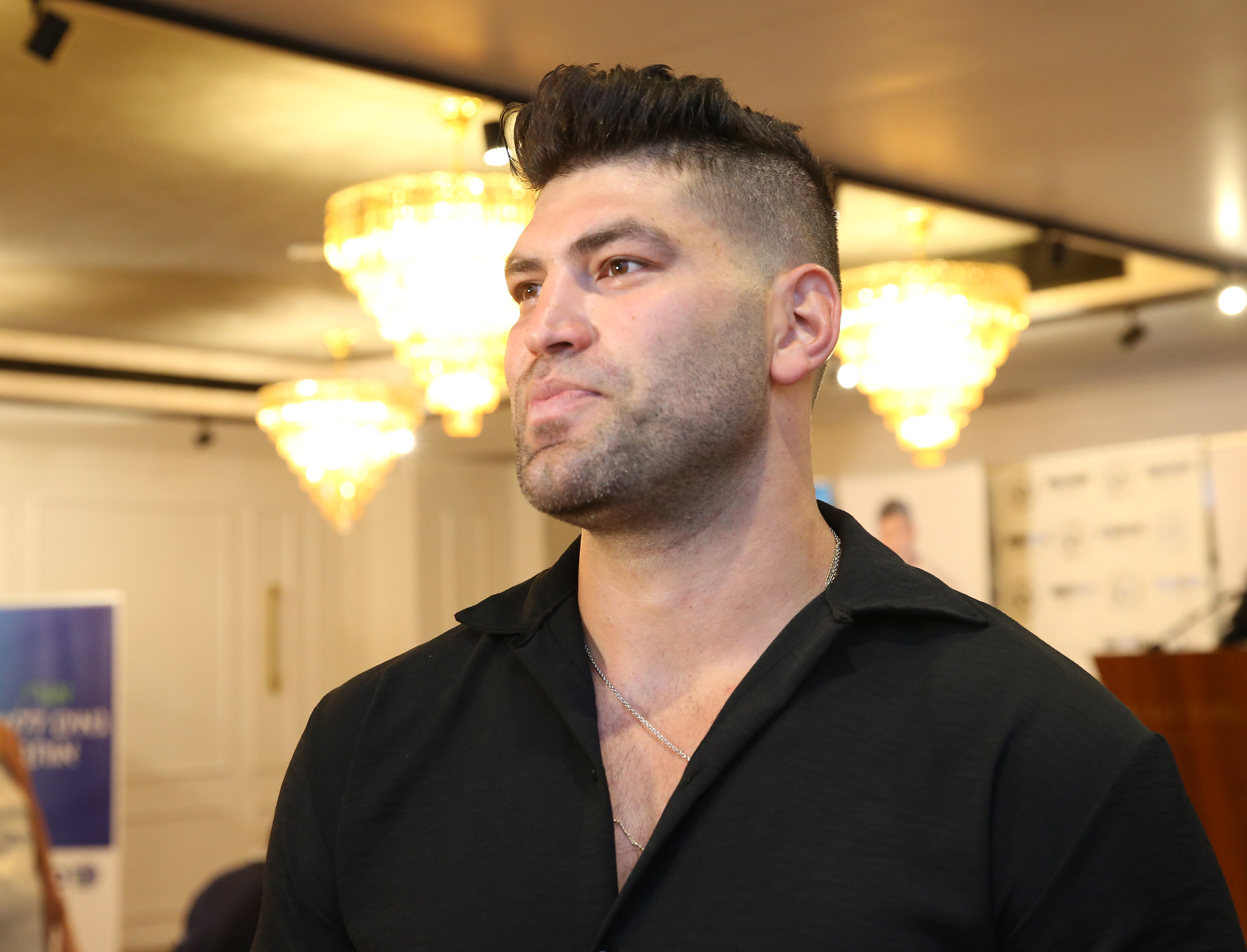 אורי ששון במסע