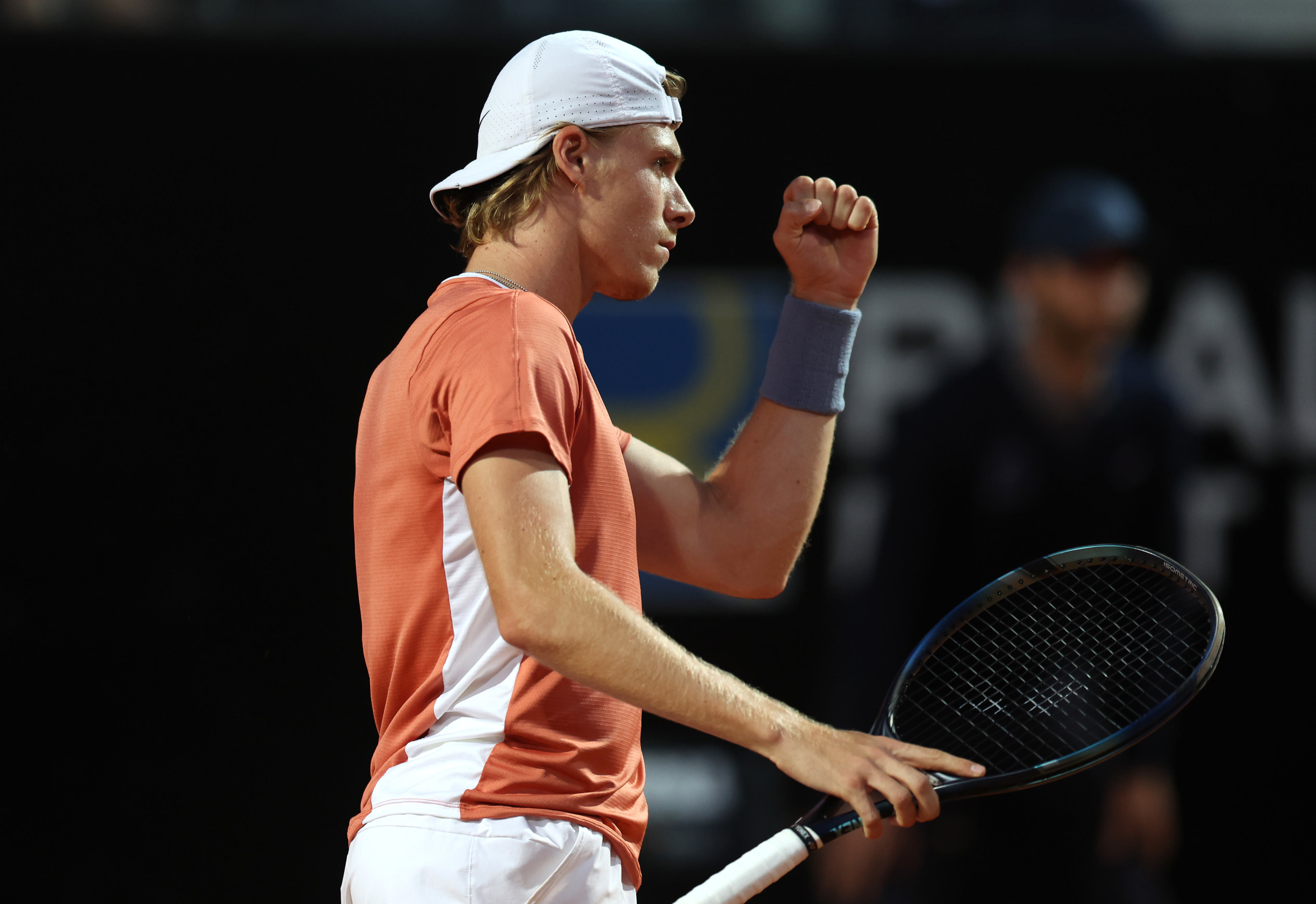 דניס שפובאלוב טניסאי קנדי