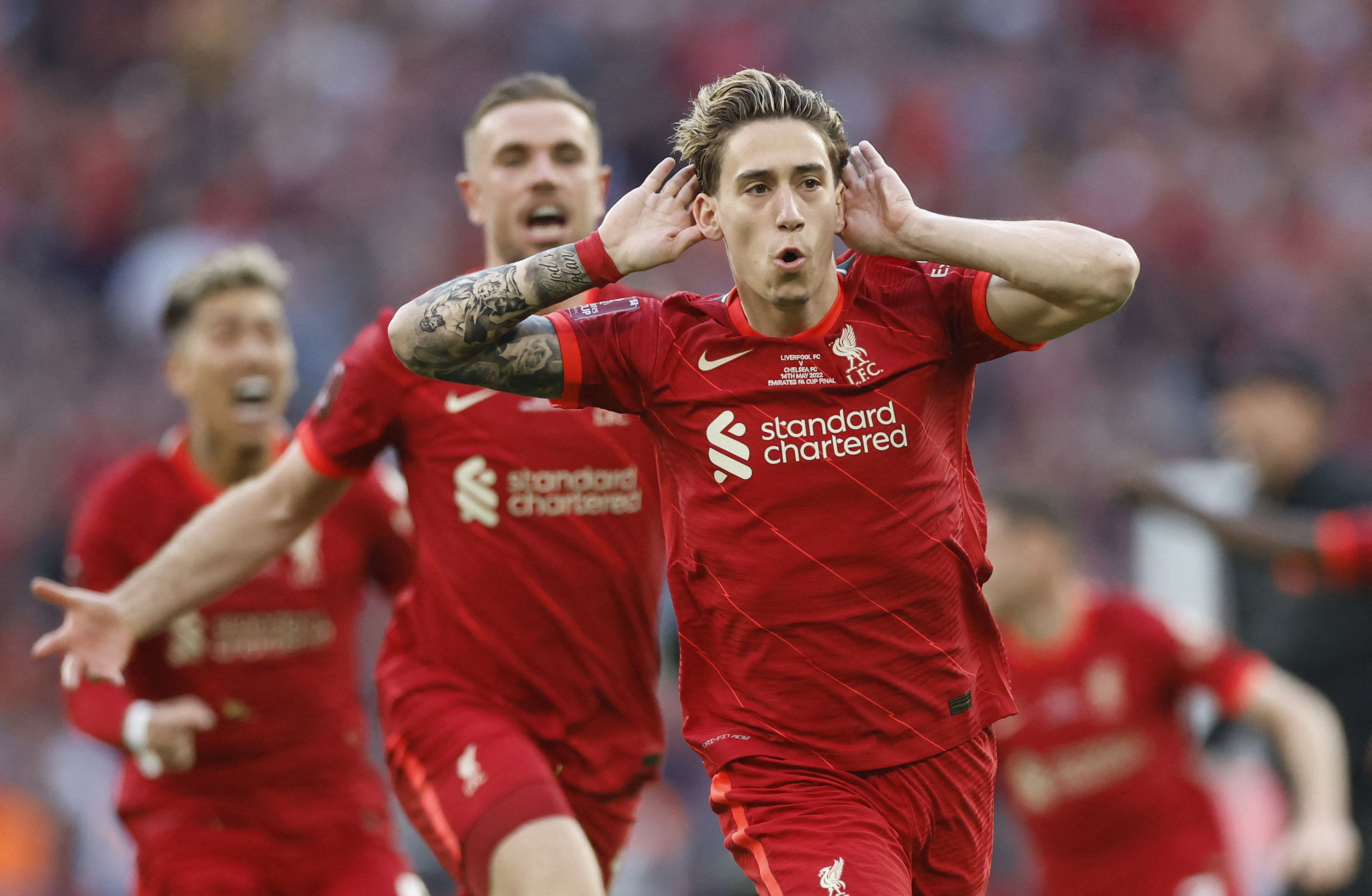 קוסטאס צימיקאס שחקן ליברפול חוגג