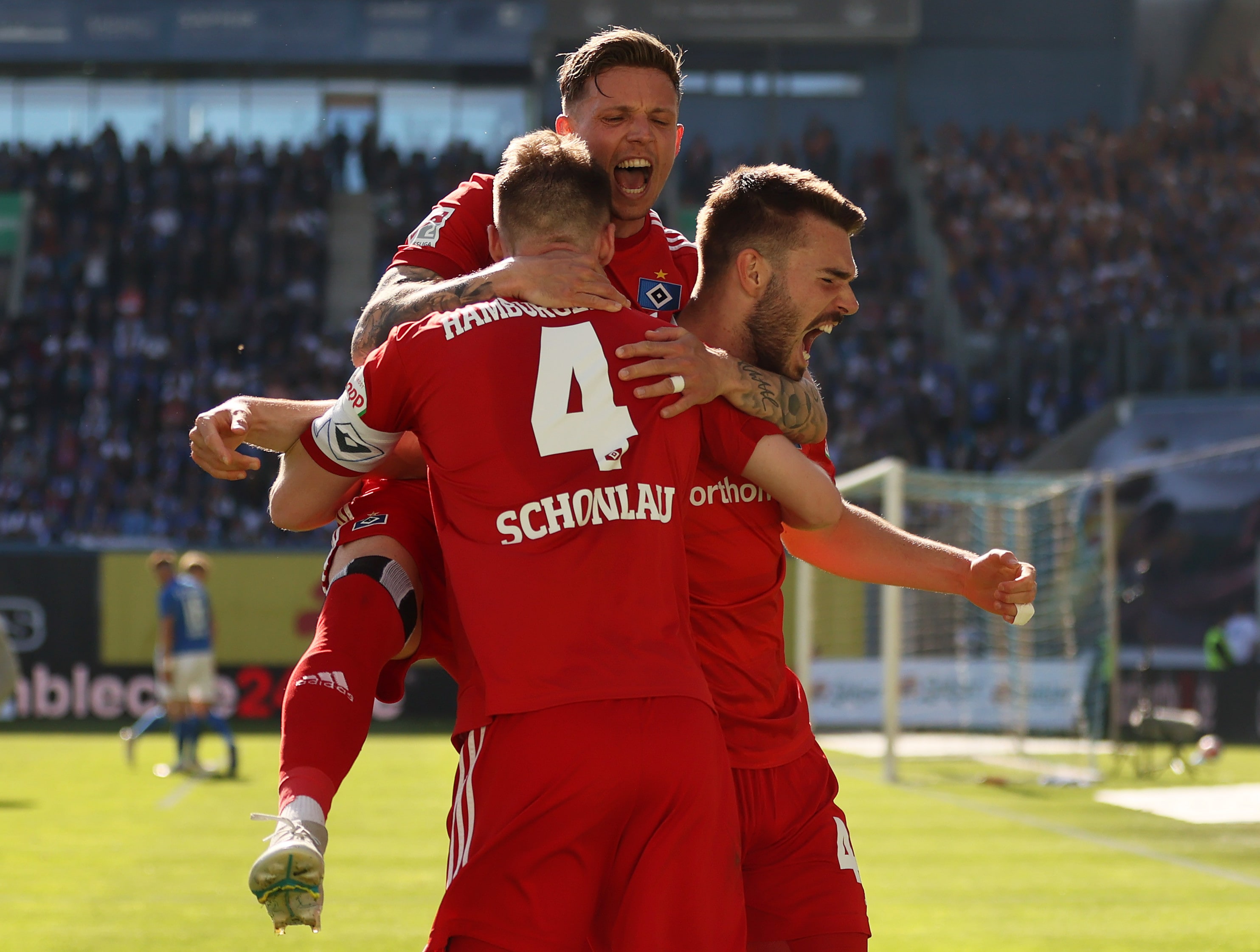 סבסטיאן שונלאו שחקן המבורג עם סוני קיטל, מריו וושקוביץ'