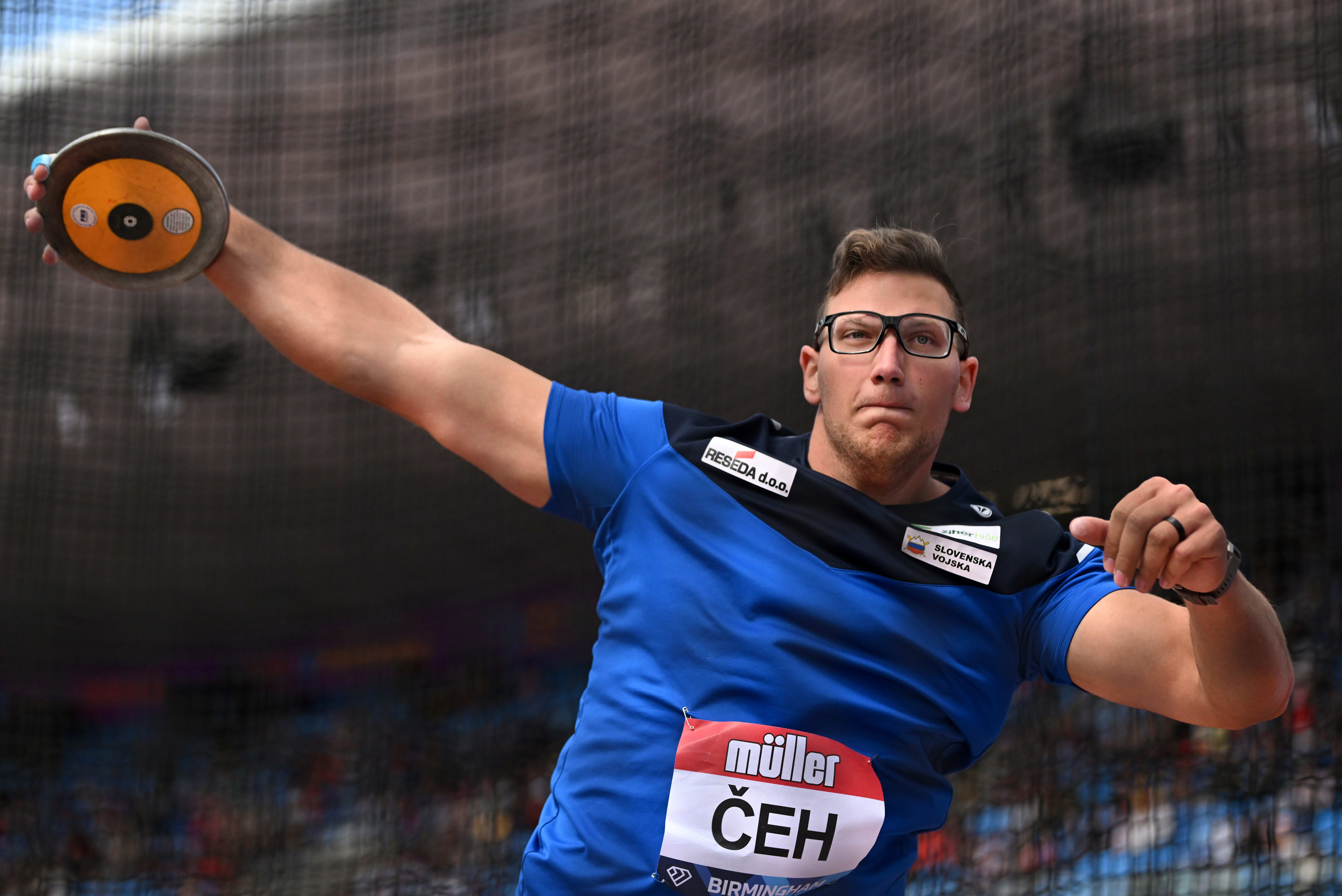 כריסטיאן צ'ה זורק דיסקוס סלובני