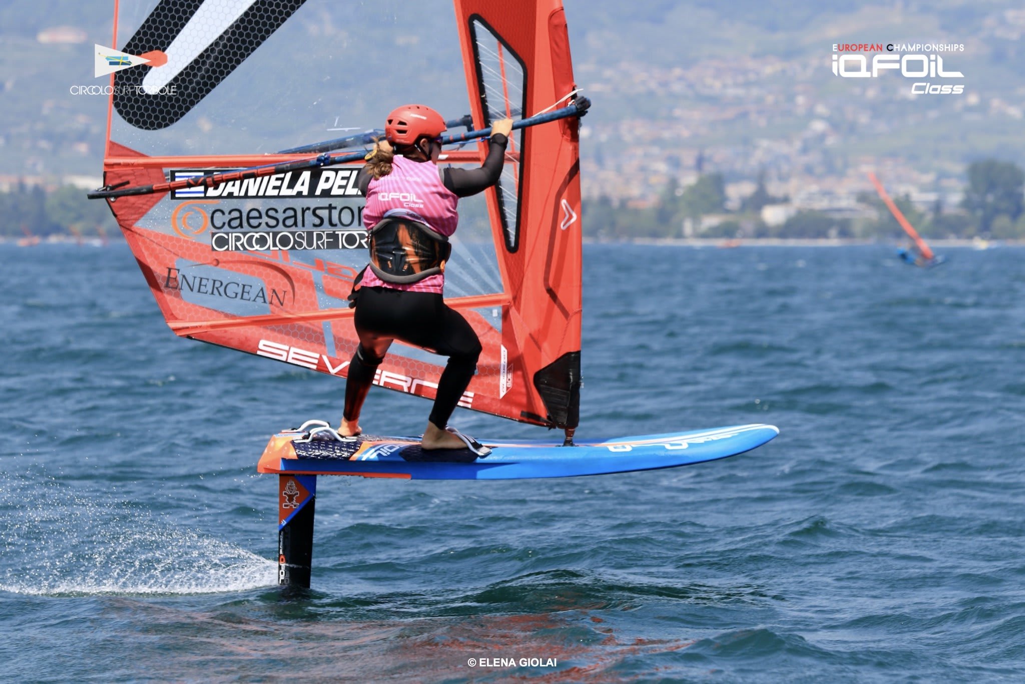 גולשת הרוח דניאלה פלג