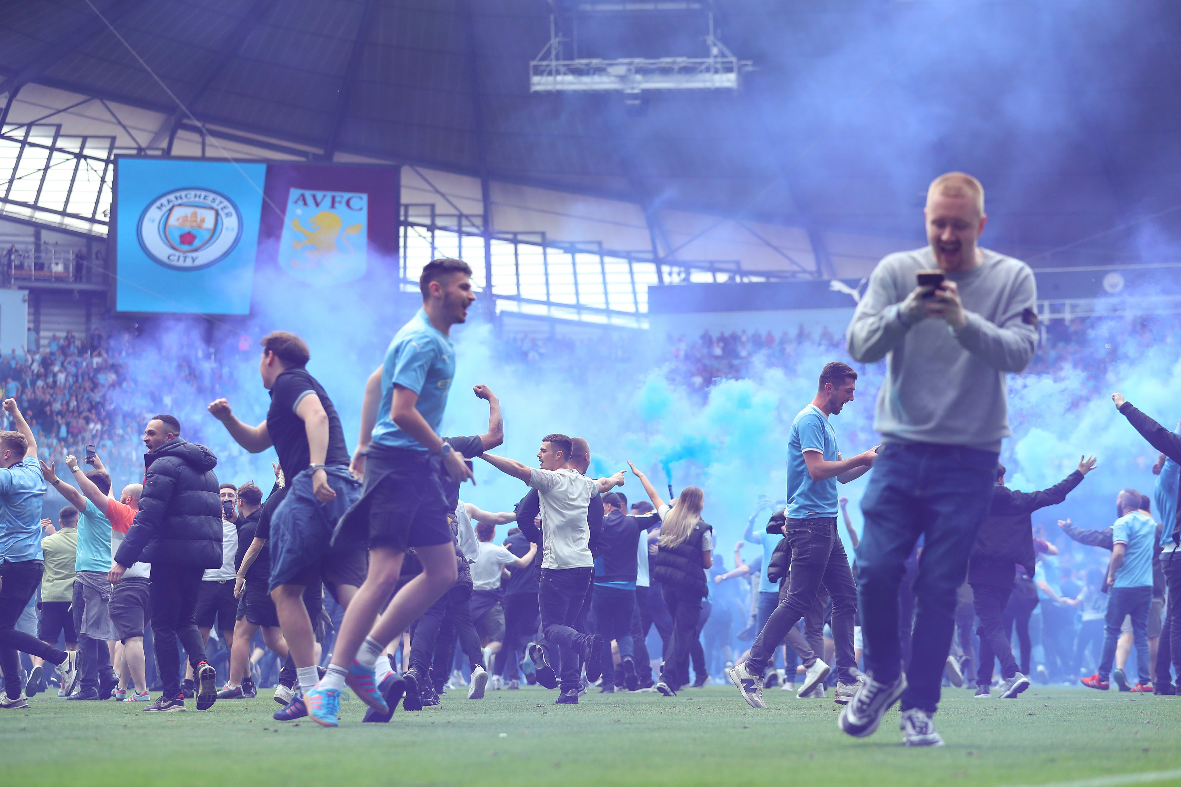 אוהדי מנצ'סטר סיטי חוגגים