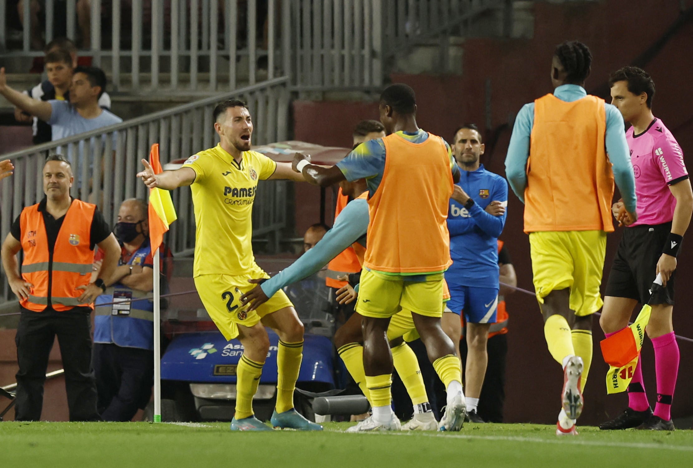 מוי גומס שחקן ויאריאל