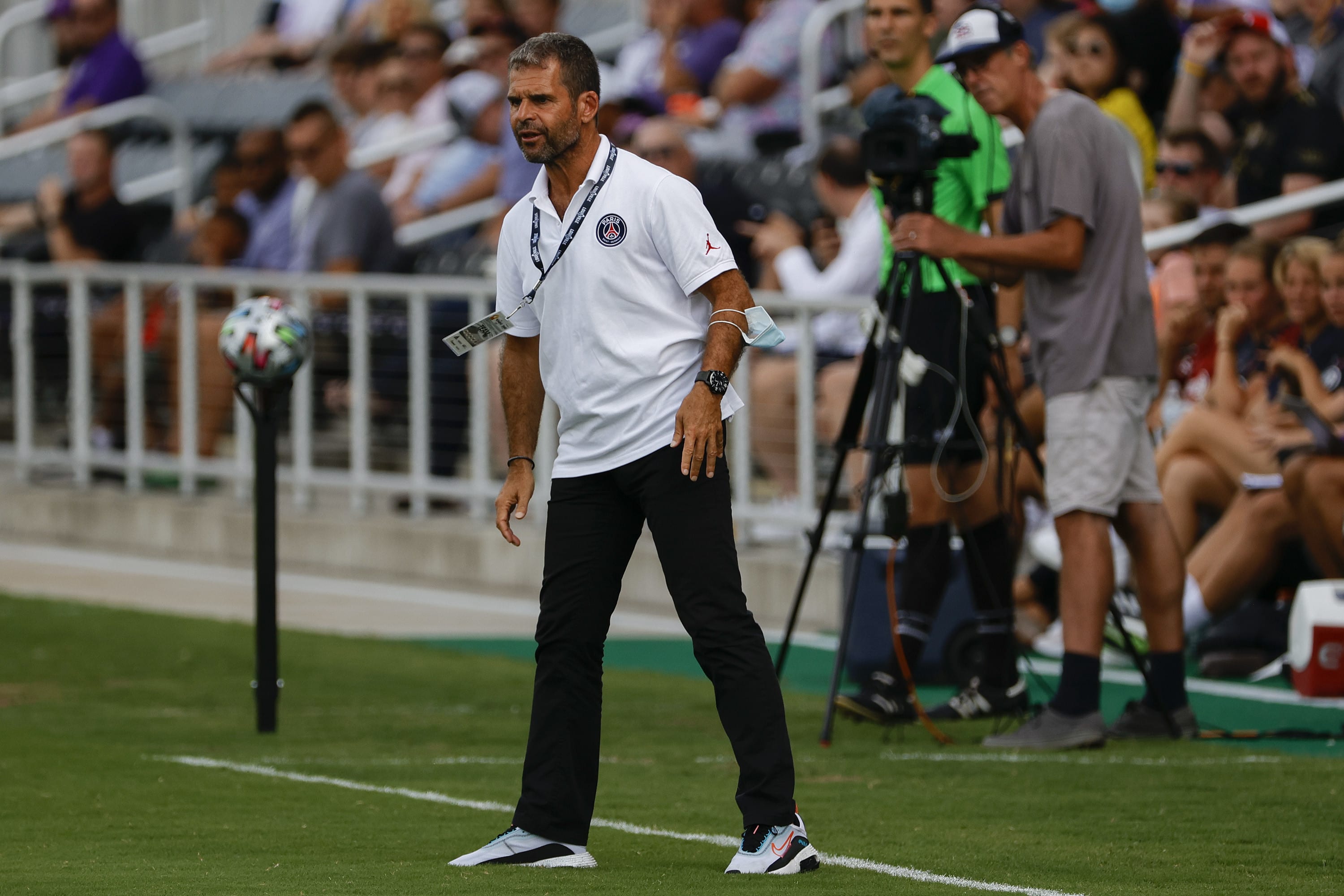 דידייה אולה-ניקול, מאמן פריז סן ז'רמן נשים