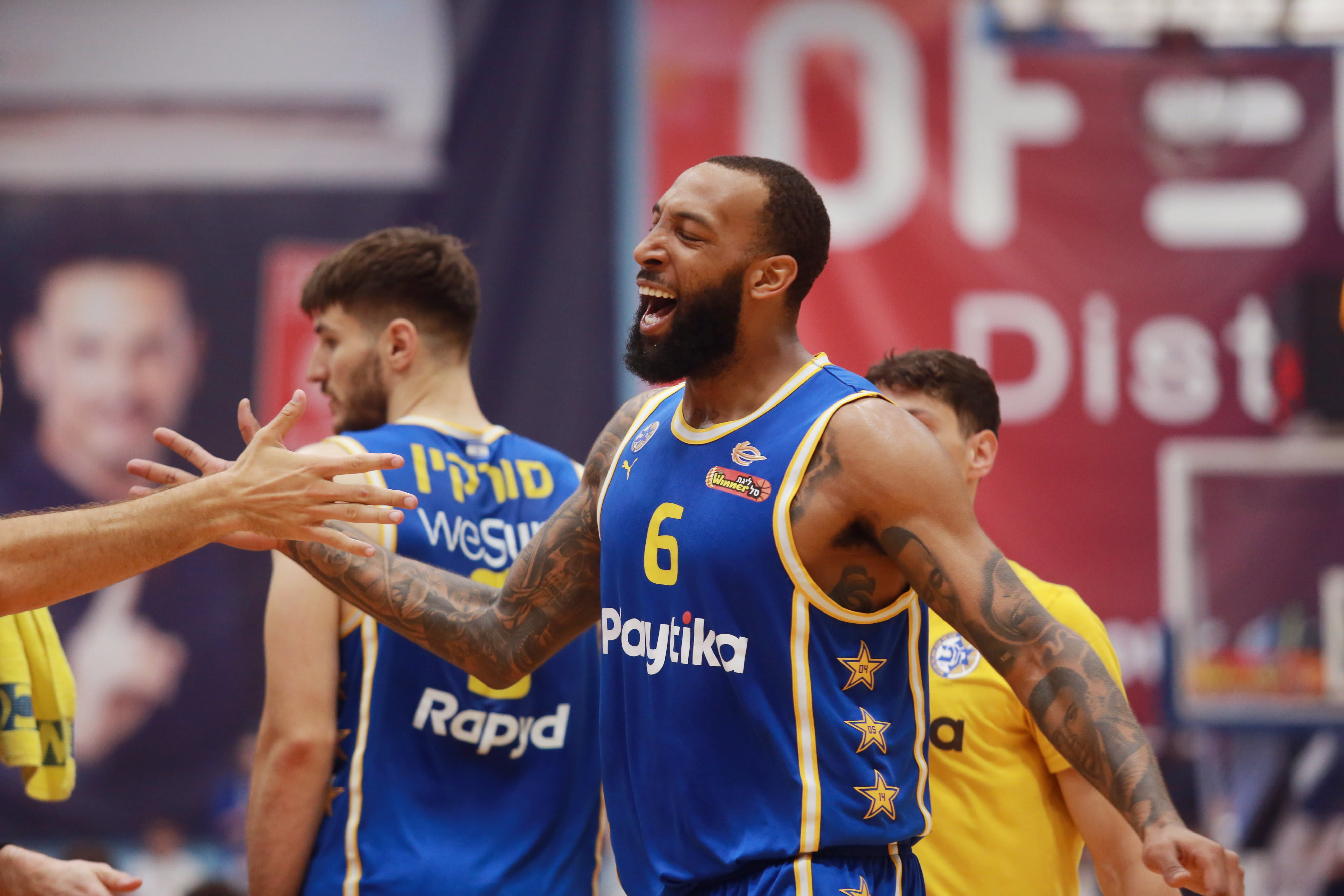 שחקן מכבי תל אביב דרק וויליאמס