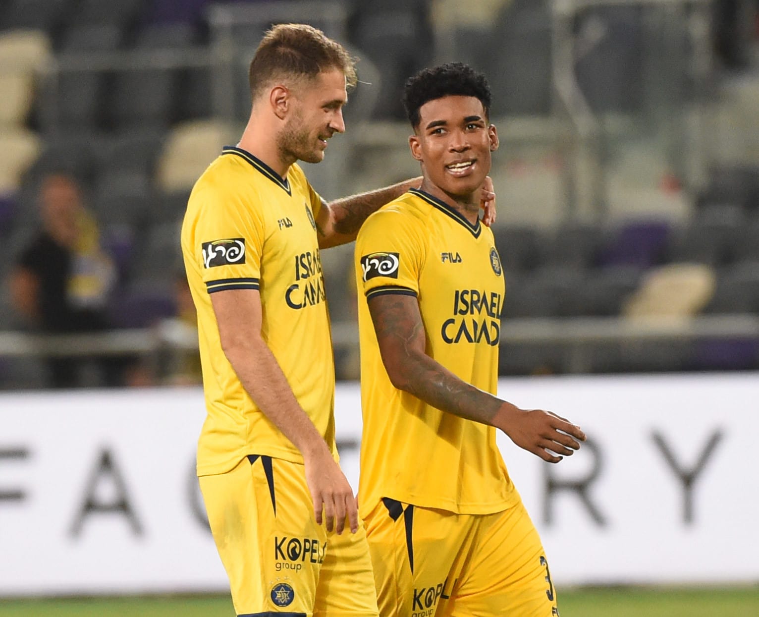 שחקני מכבי תל אביב, אדוארדו גררו, אנריק סבוריט