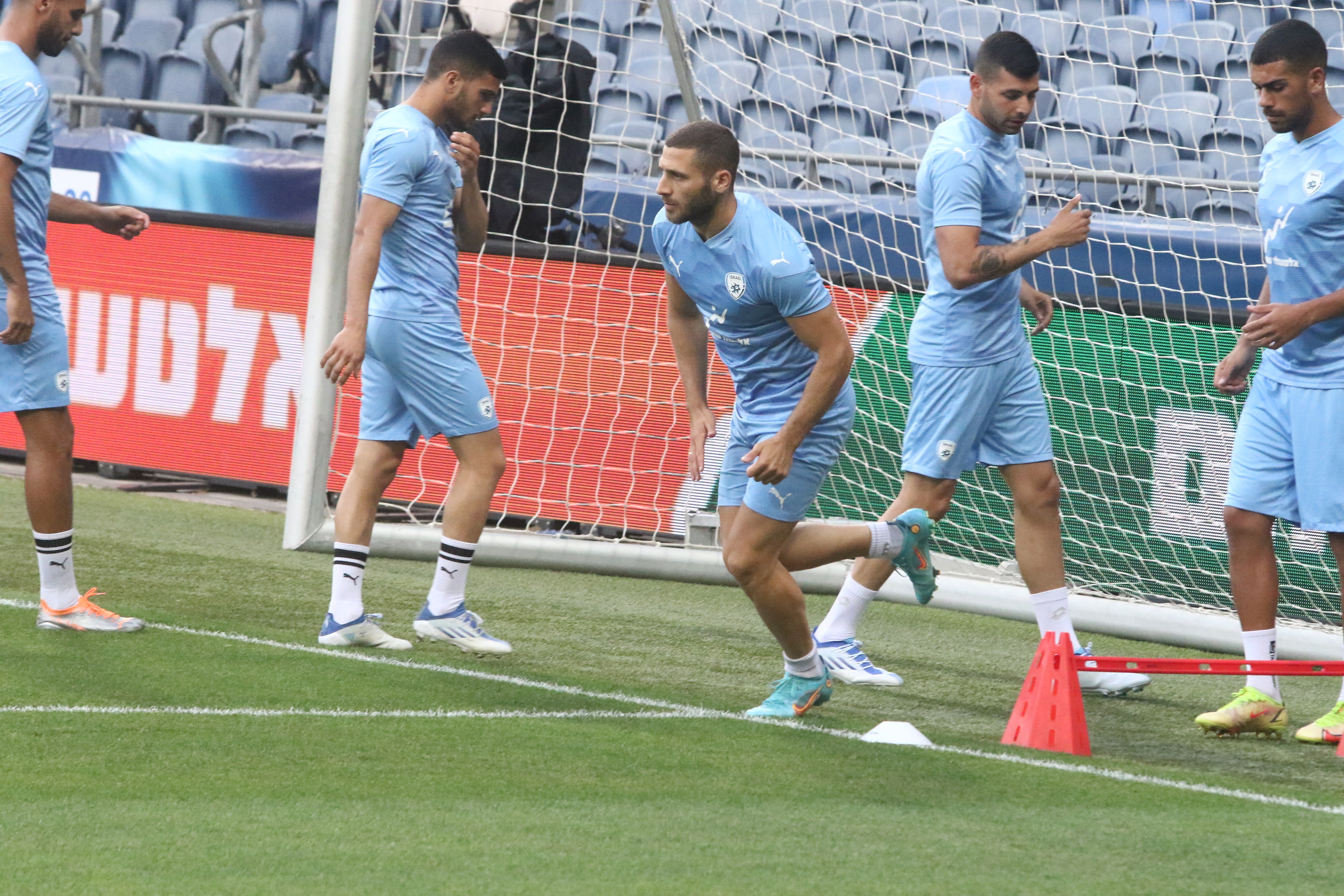 שון וייסמן, שחקן נבחרת ישראל באימון