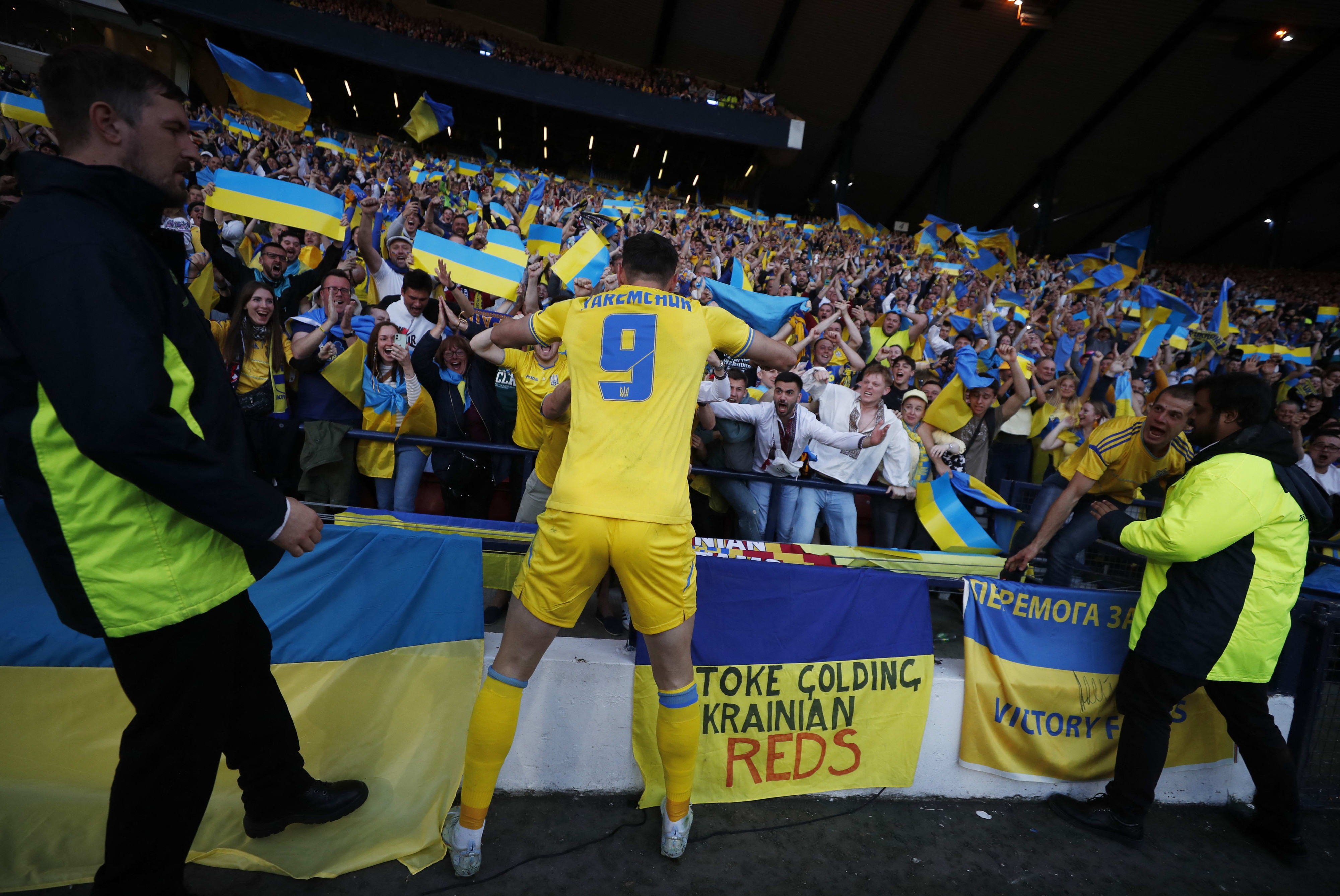 רומן יארמצ'וק שחקן נבחרת אוקראינה