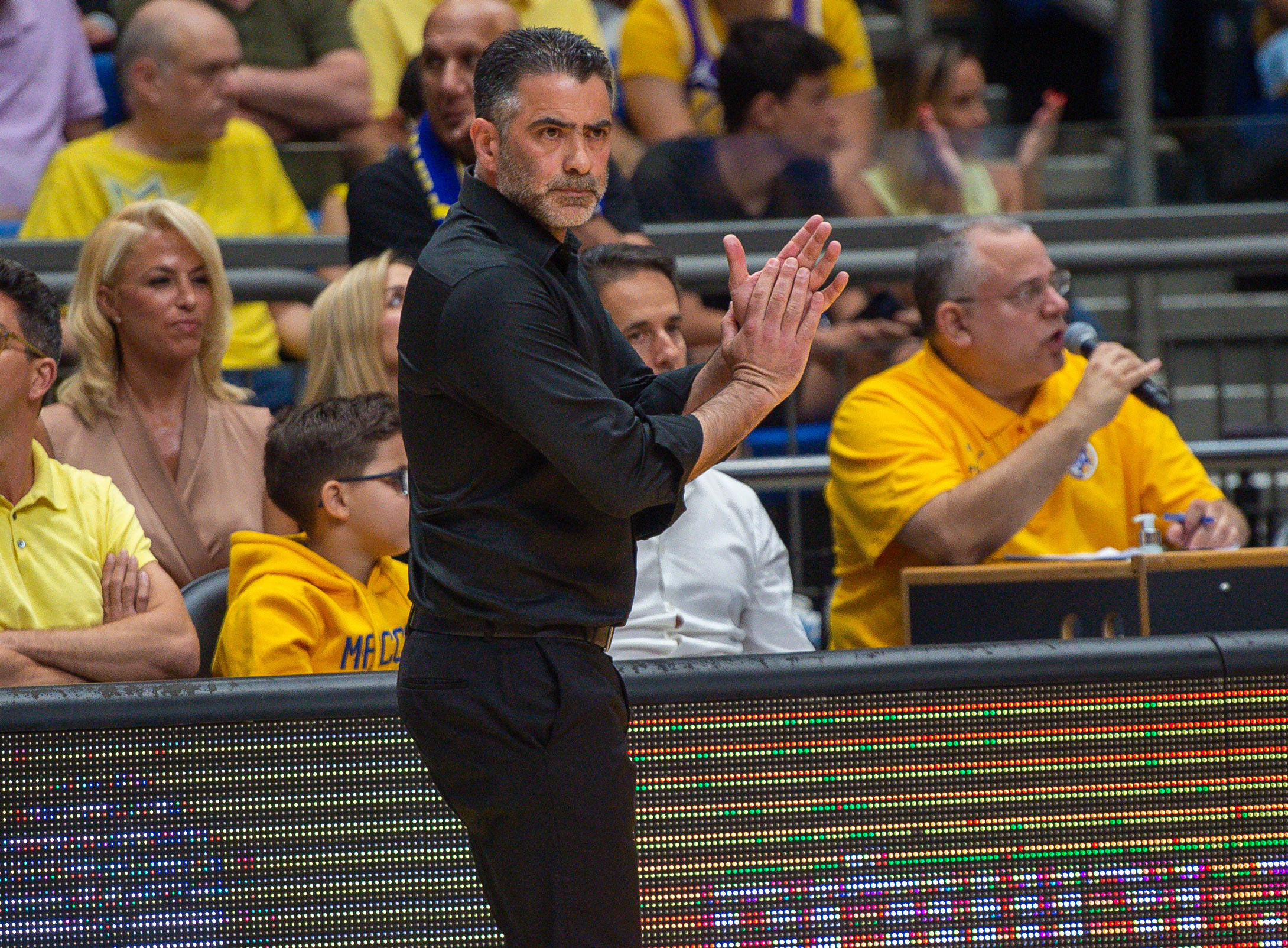 מאמן מכבי תל אביב אבי אבן