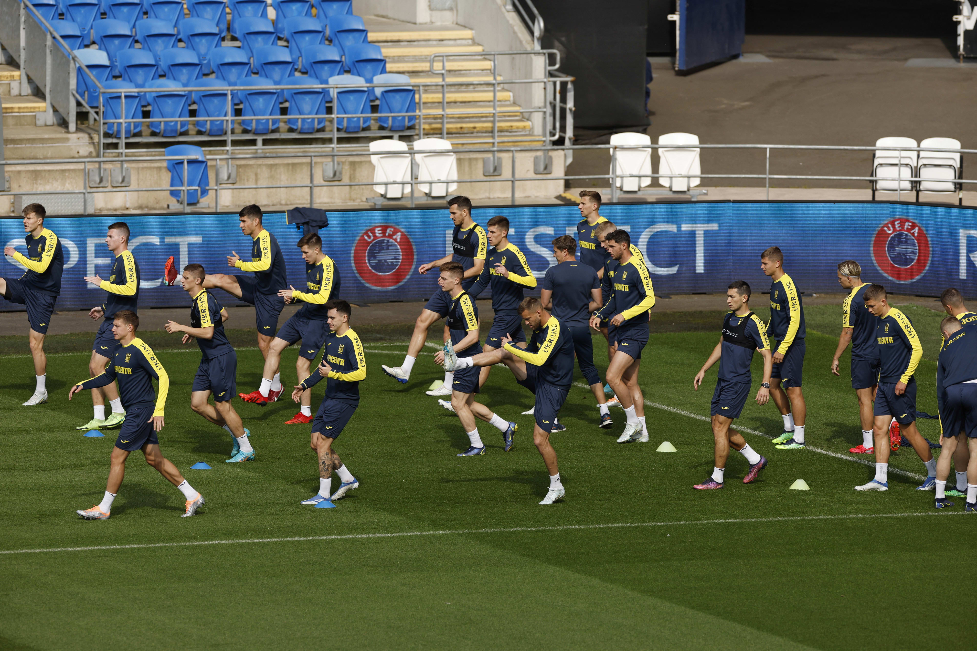 שחקני נבחרת אוקראינה באימון