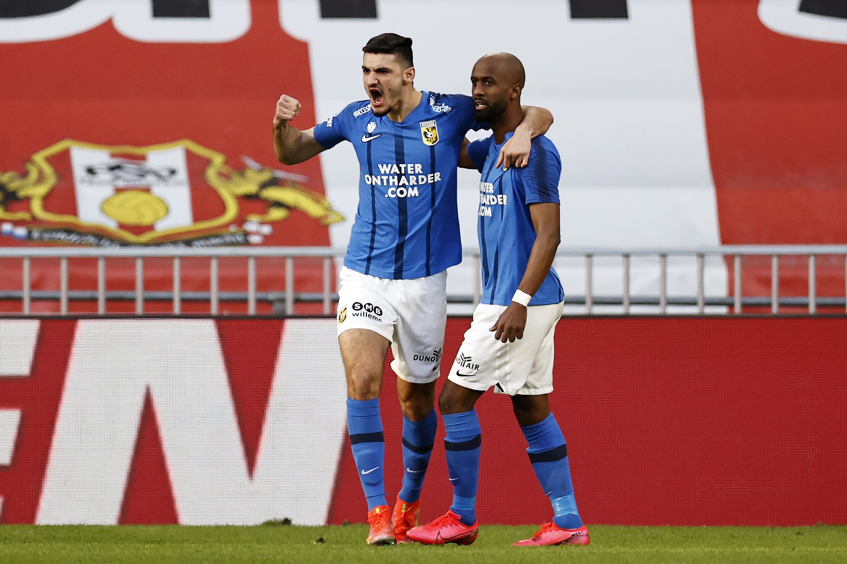 שחקני ויטסה ארנהם אלי דסה, ארמנדו ברויה