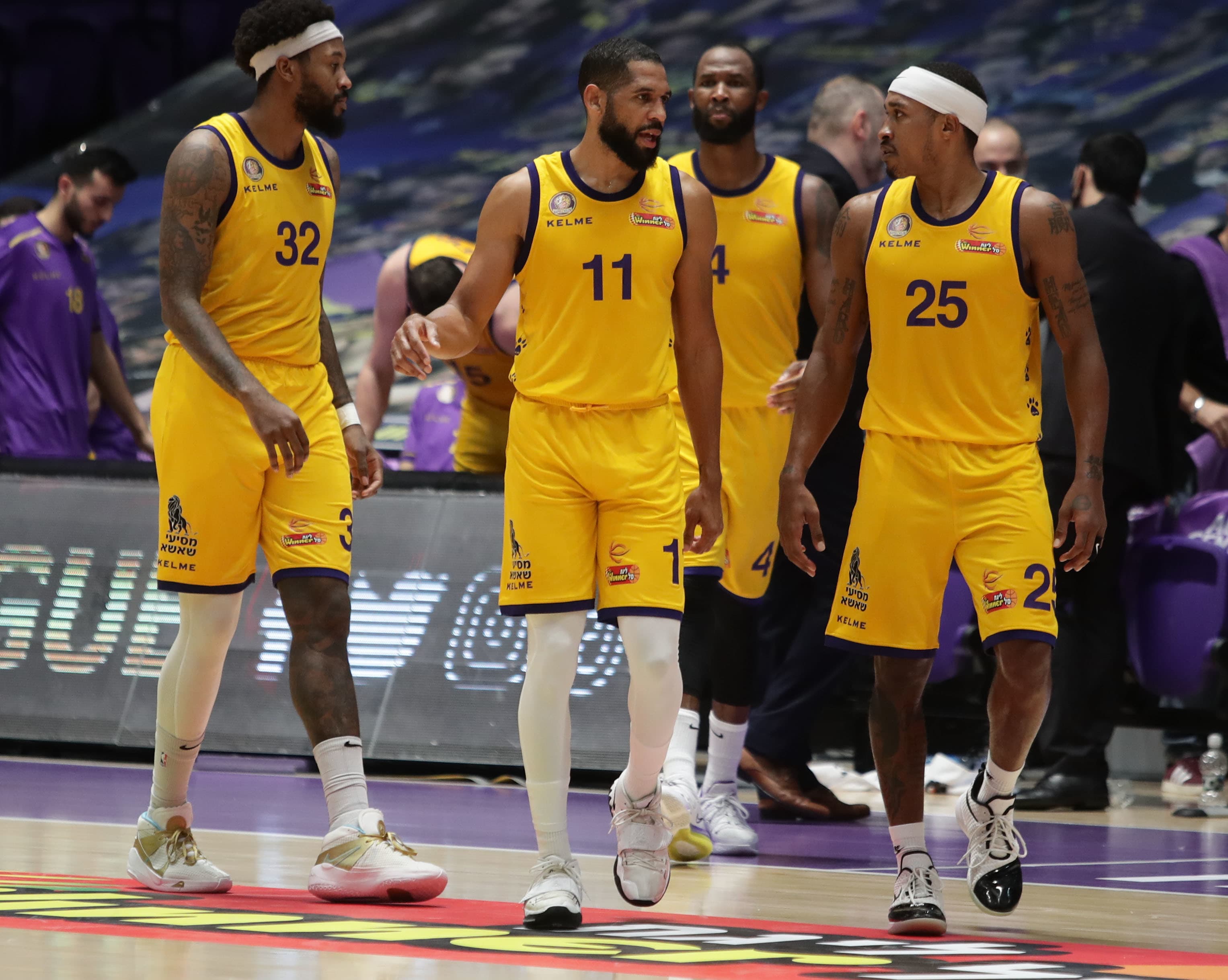 שחקני הפועל חולון טיירוס מגי, סי ג'יי האריס