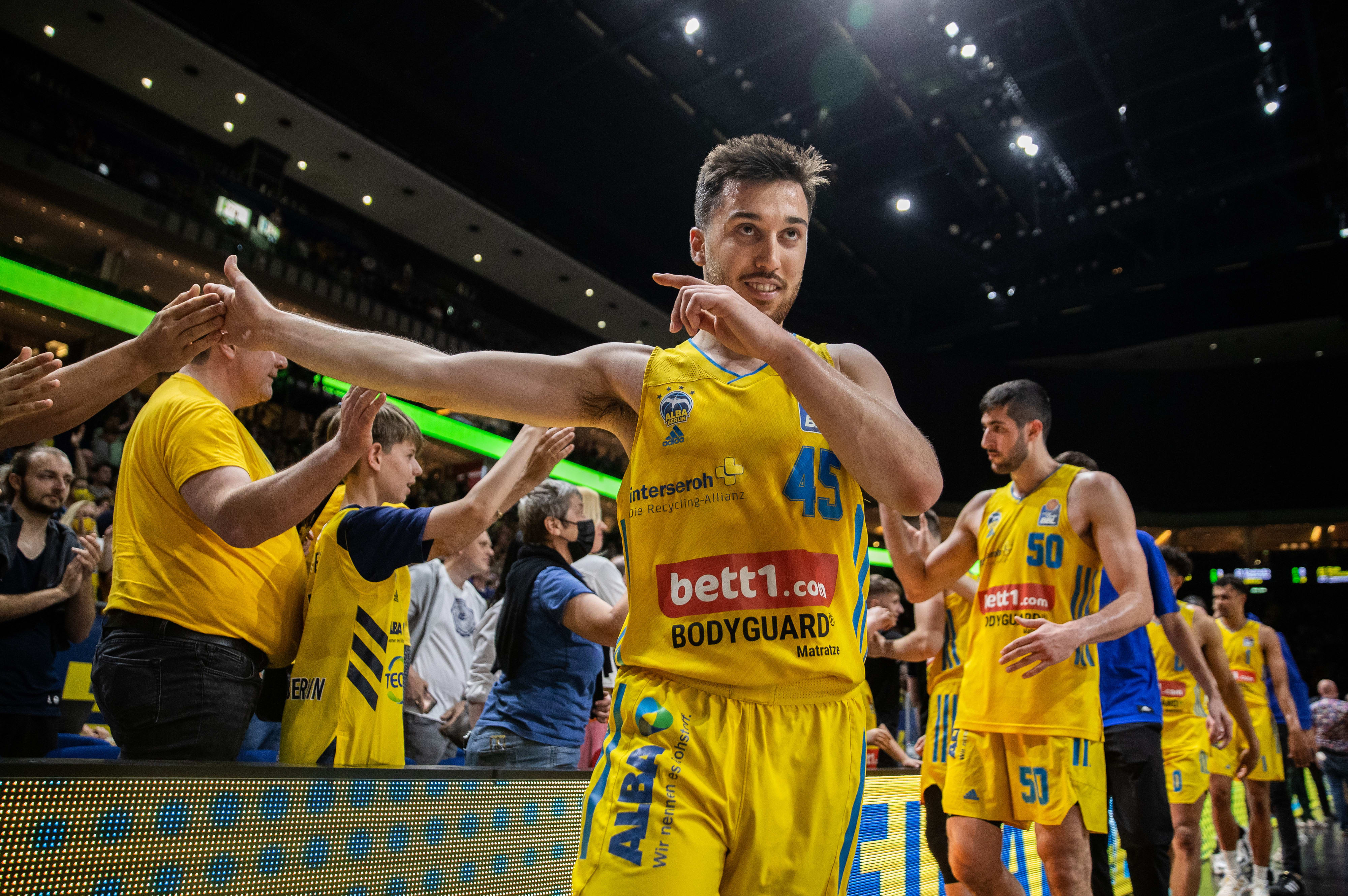 תמיר בלאט, אלבה ברלין