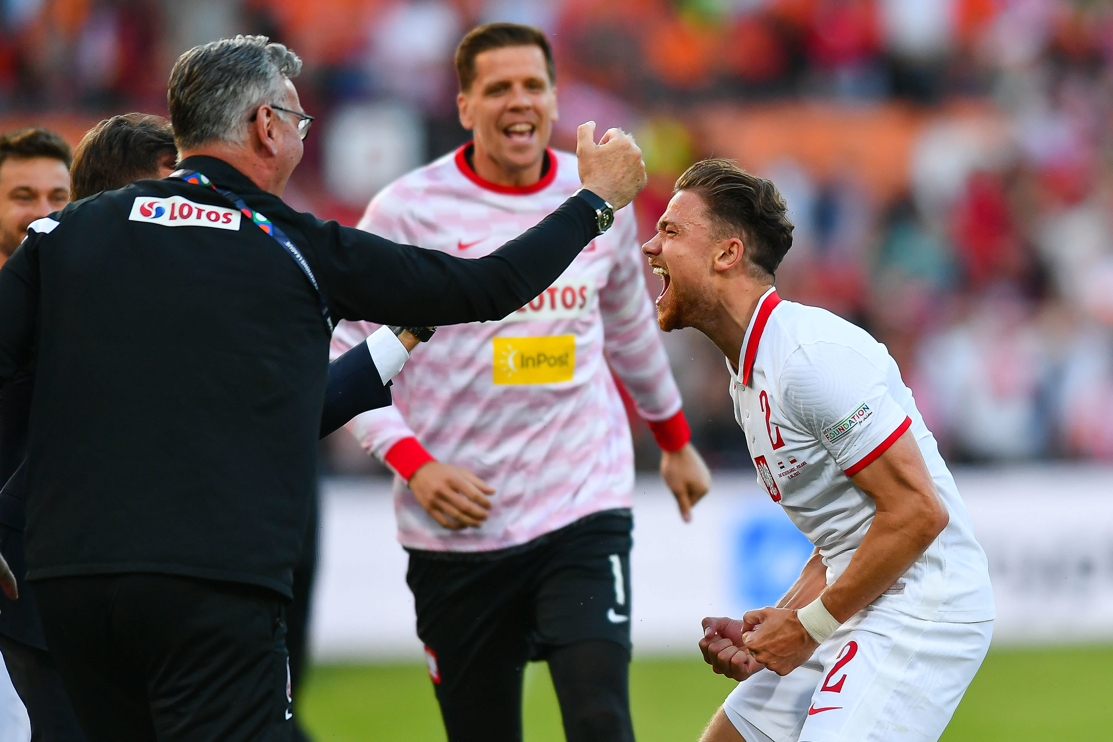 מאטי קאש שחקן נבחרת פולין חוגג שער