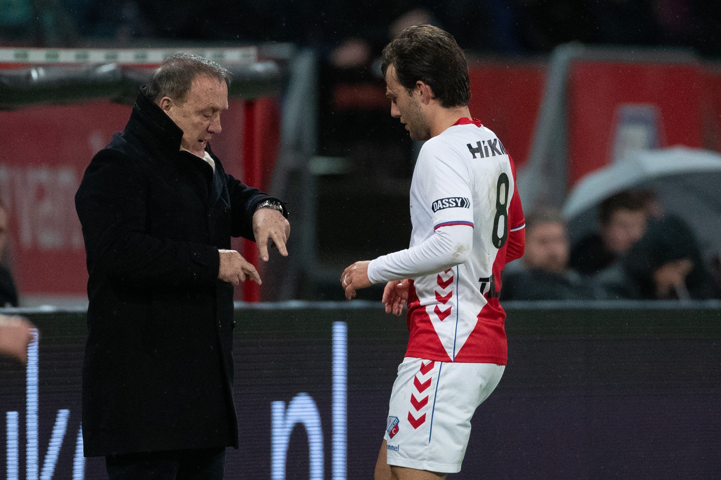 יוריס ואן אובריים במדי אוטרכט, עם דיק אדבוקאט ב-2019