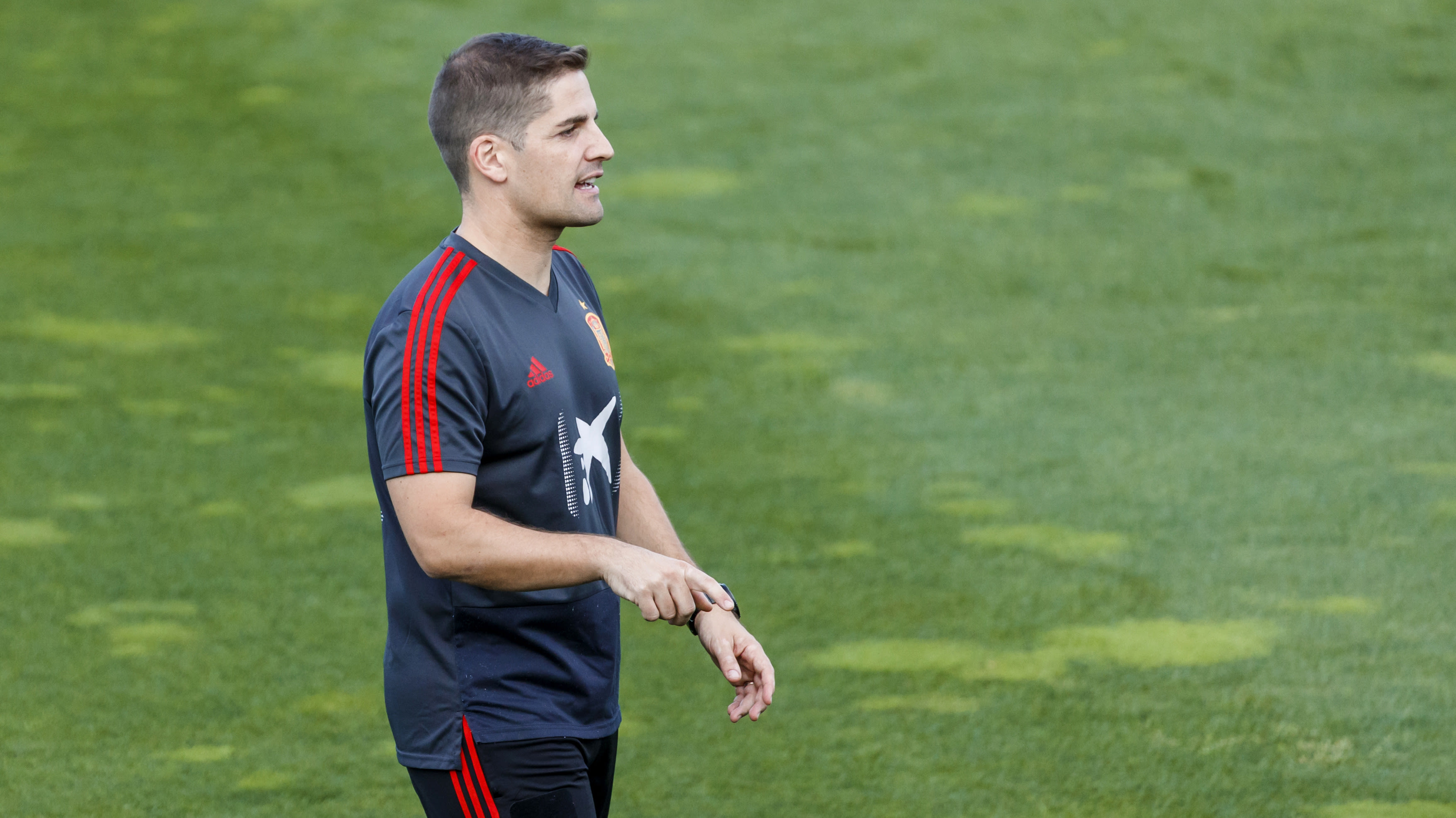 רוברט מורנו מאמן נבחרת ספרד