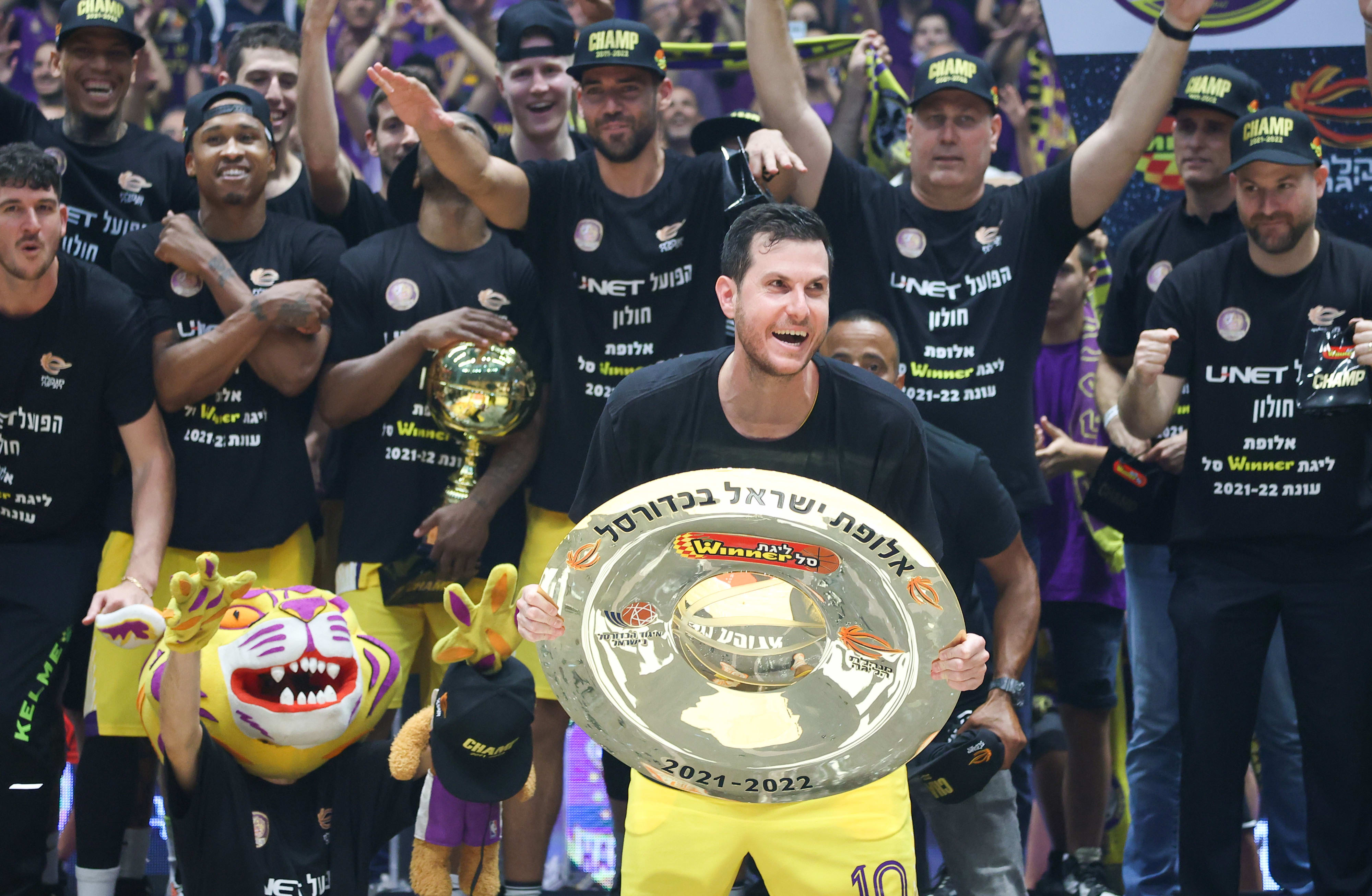 גיא פניני שחקן הפועל חולון