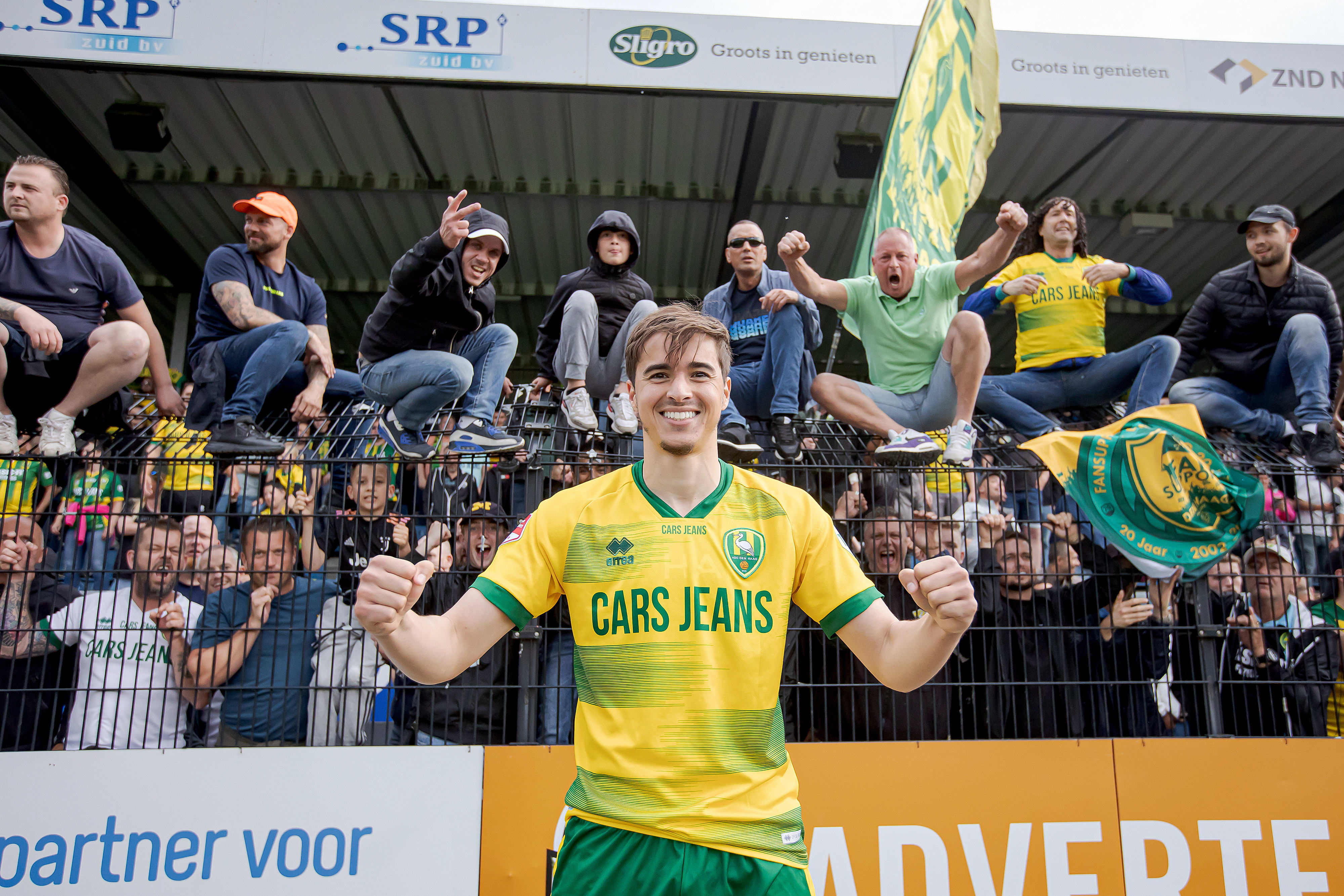 סמי בוראר במדי דן האח