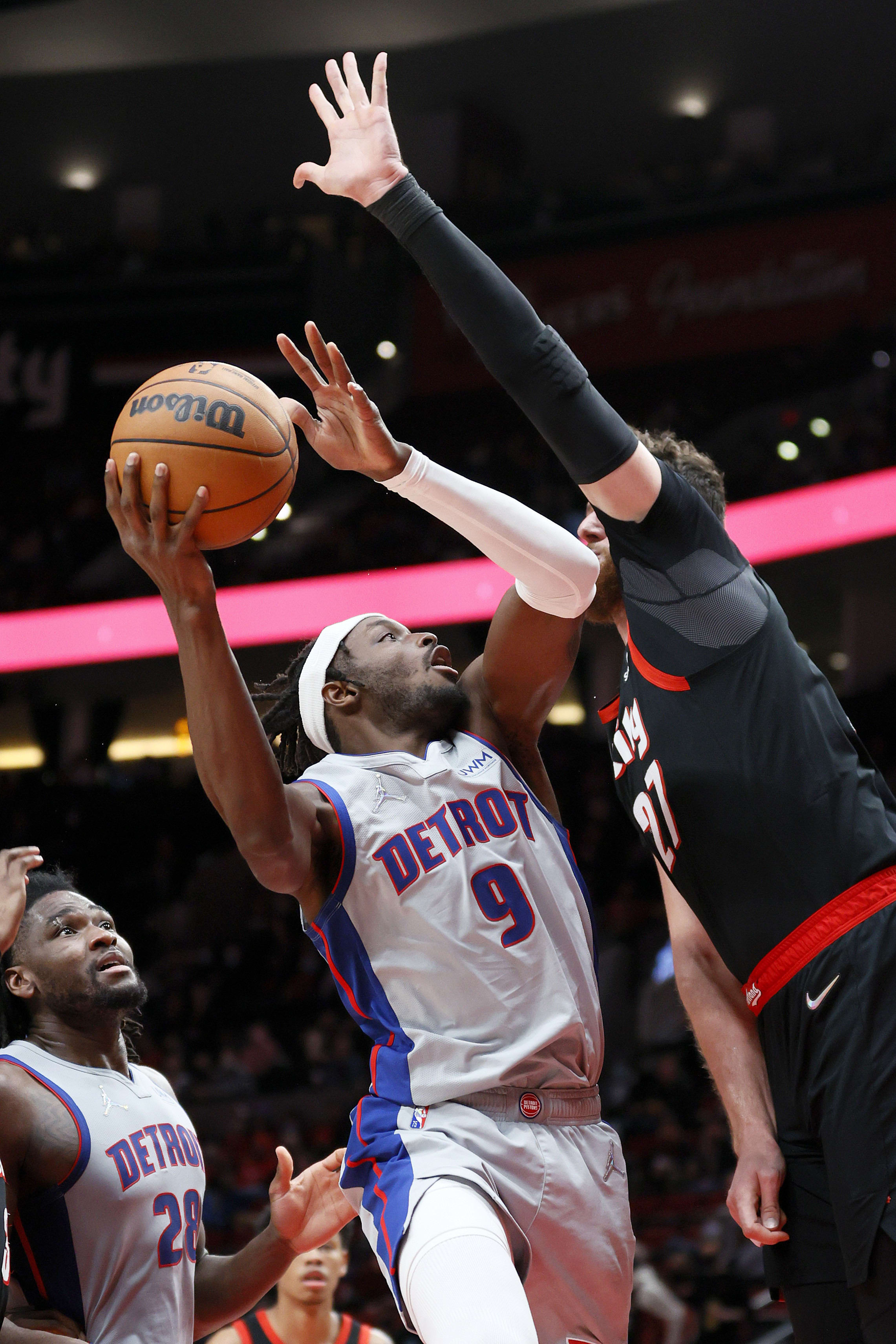 ג'רמי גרנט, דטרויט פיסטונס, מול יוסוף נורקיץ', פורטלנד בלייזרס