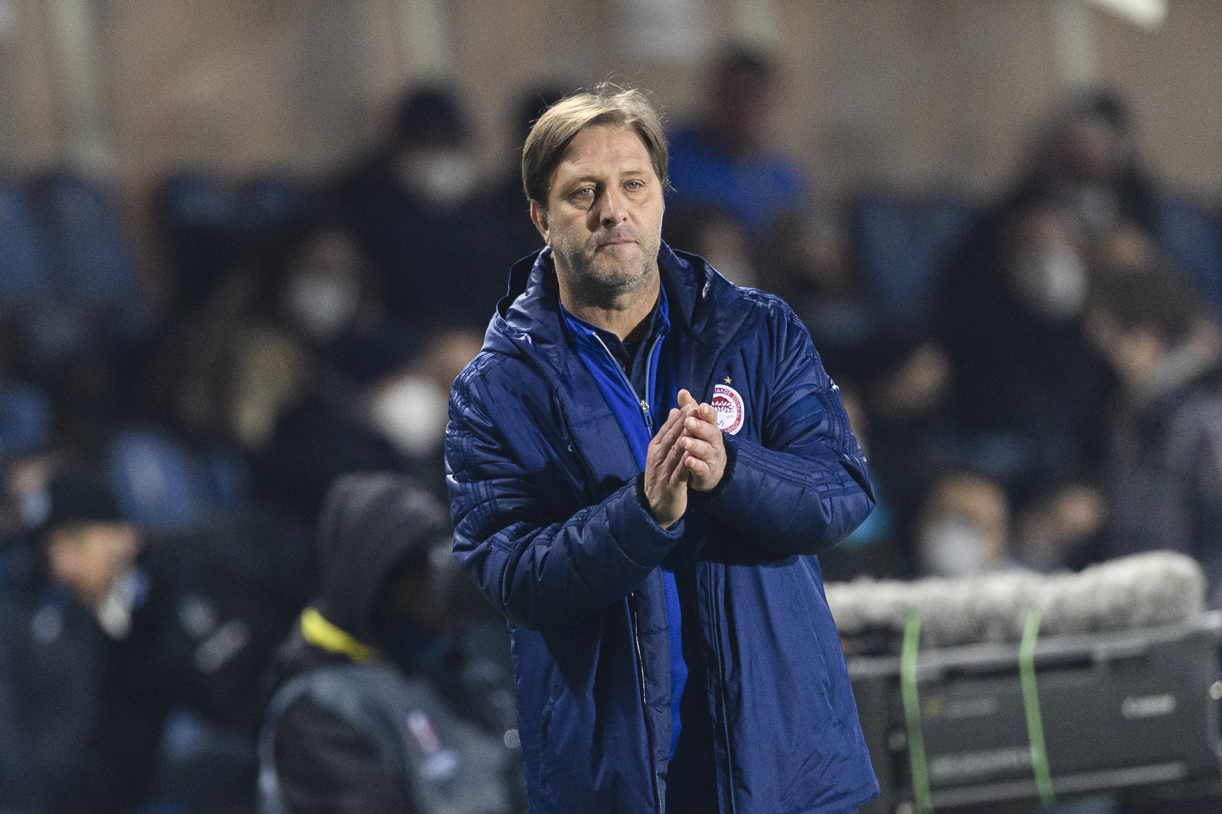 פדרו מרטינס, מאמן אולימפיאקוס