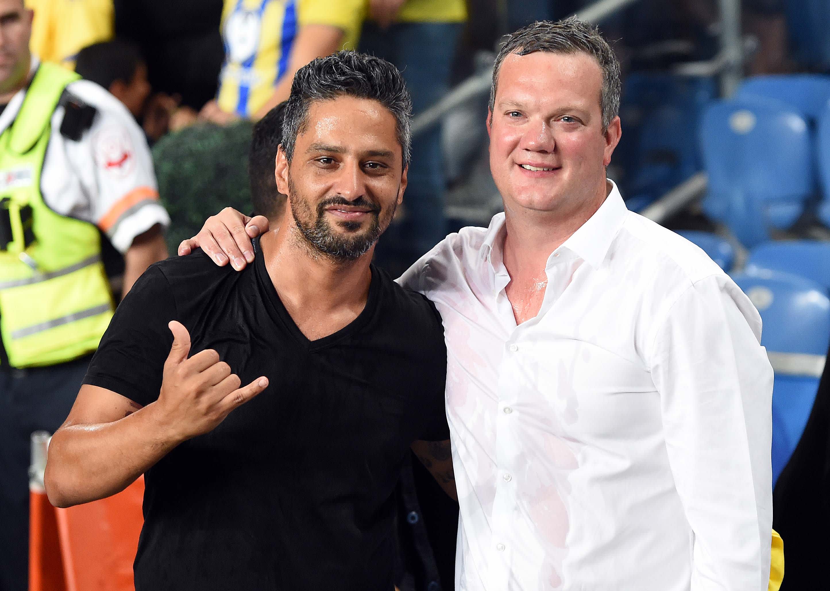 מנכ"ל מכבי תל אביב בן מנספורד עם ברק יצחקי