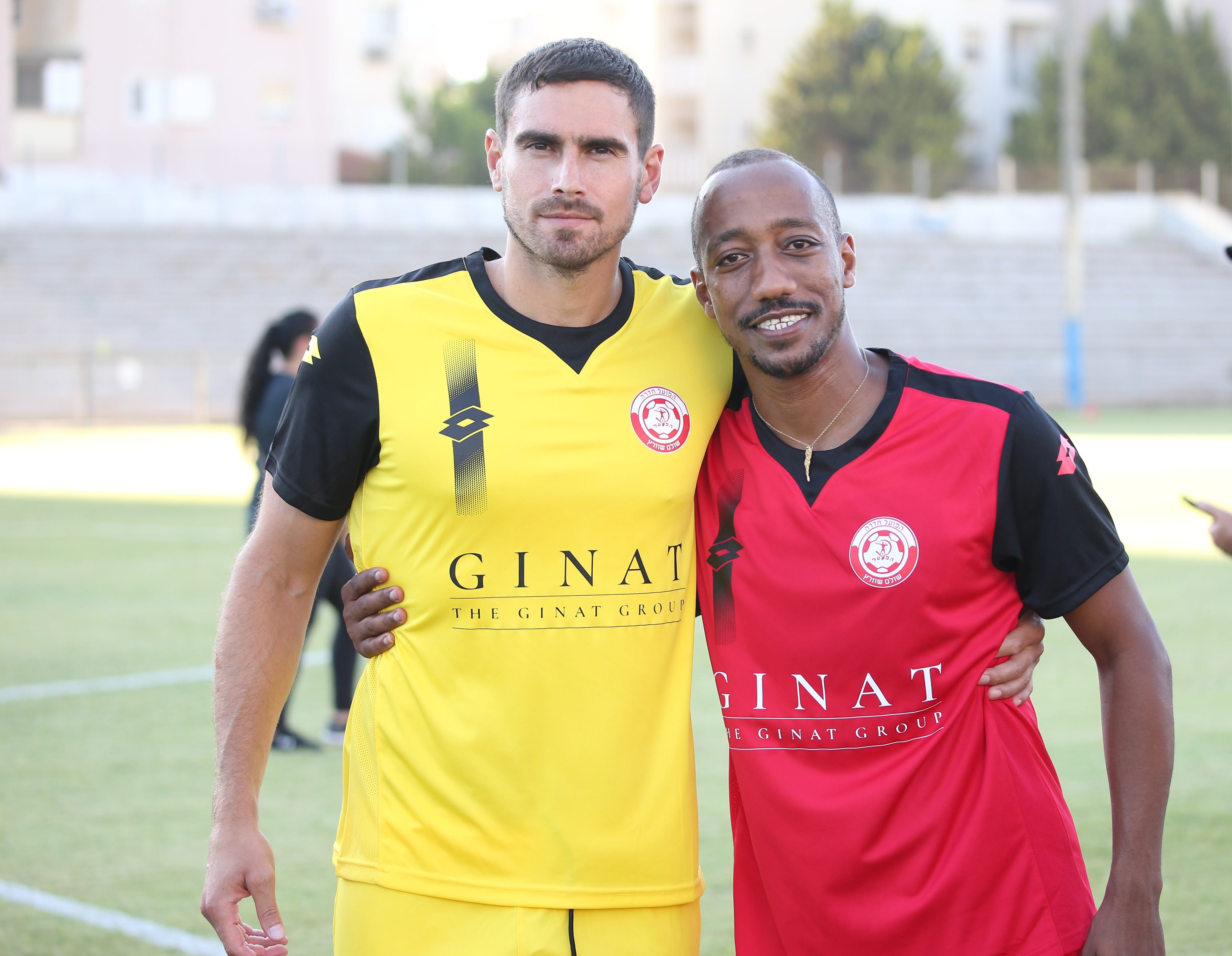 שחקני הפועל חדרה רובי לבקוביץ', מנשה זלקה