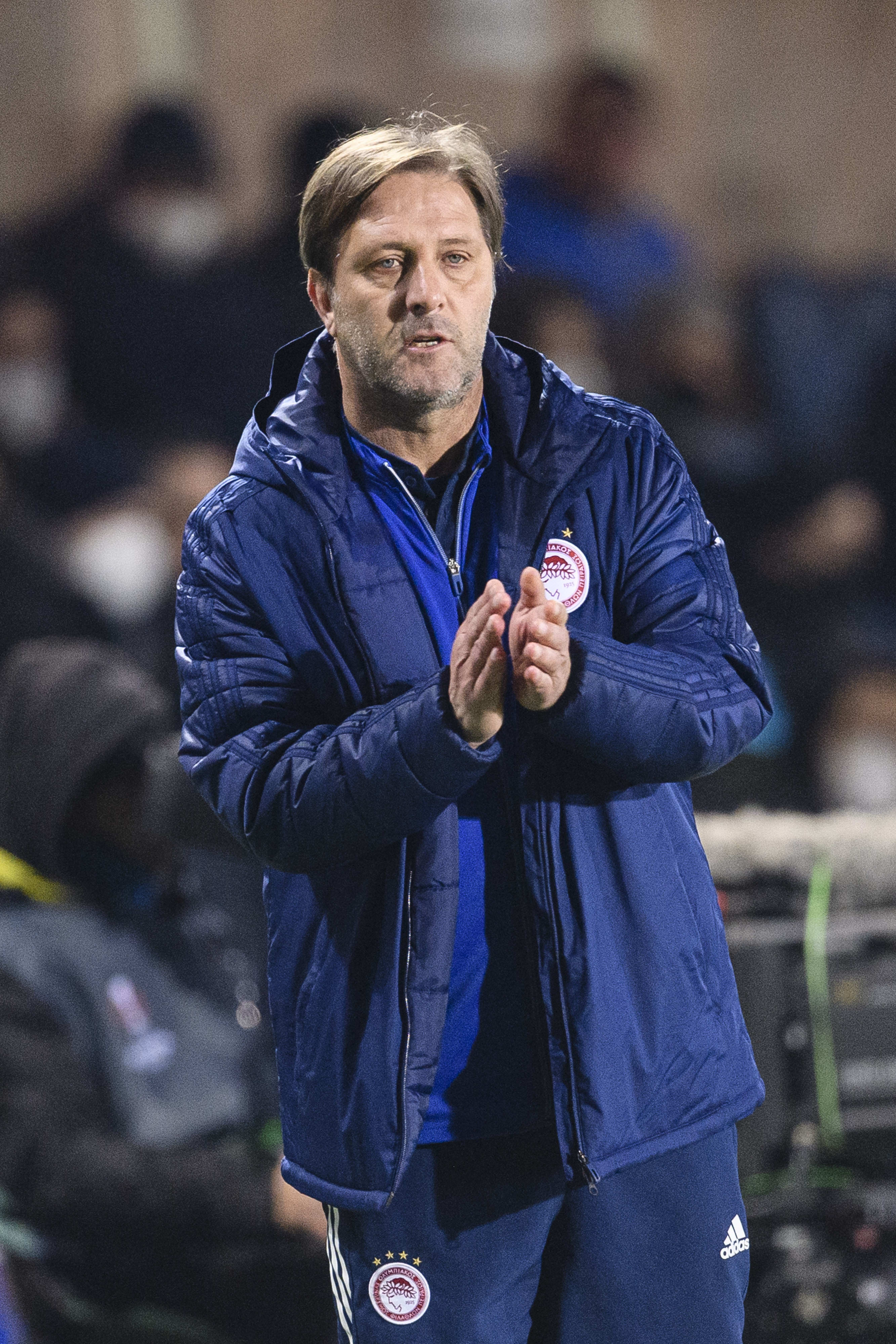 מאמן אולימפיאקוס פדרו מרטינס