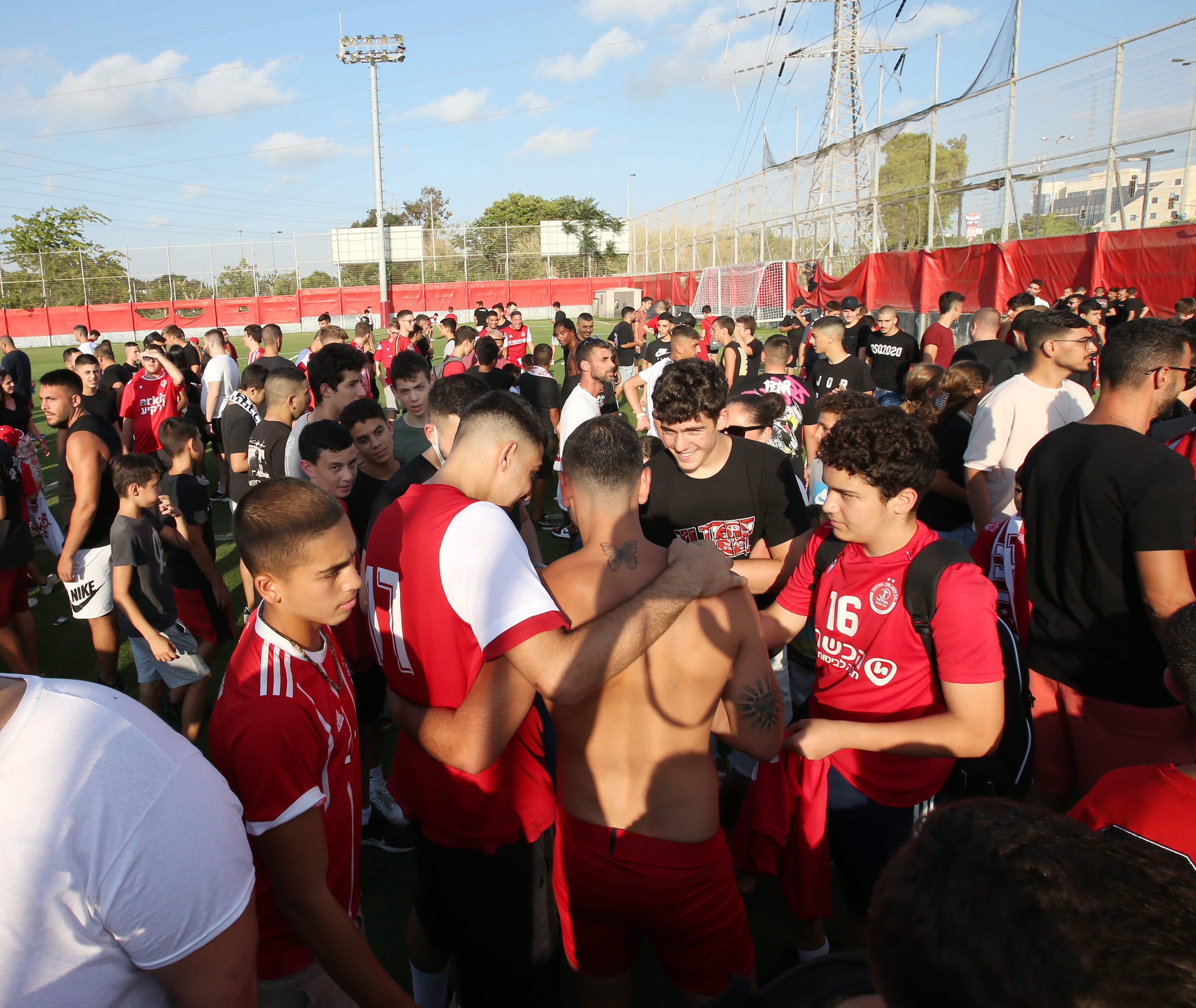 אוהדי הפועל תל אביב