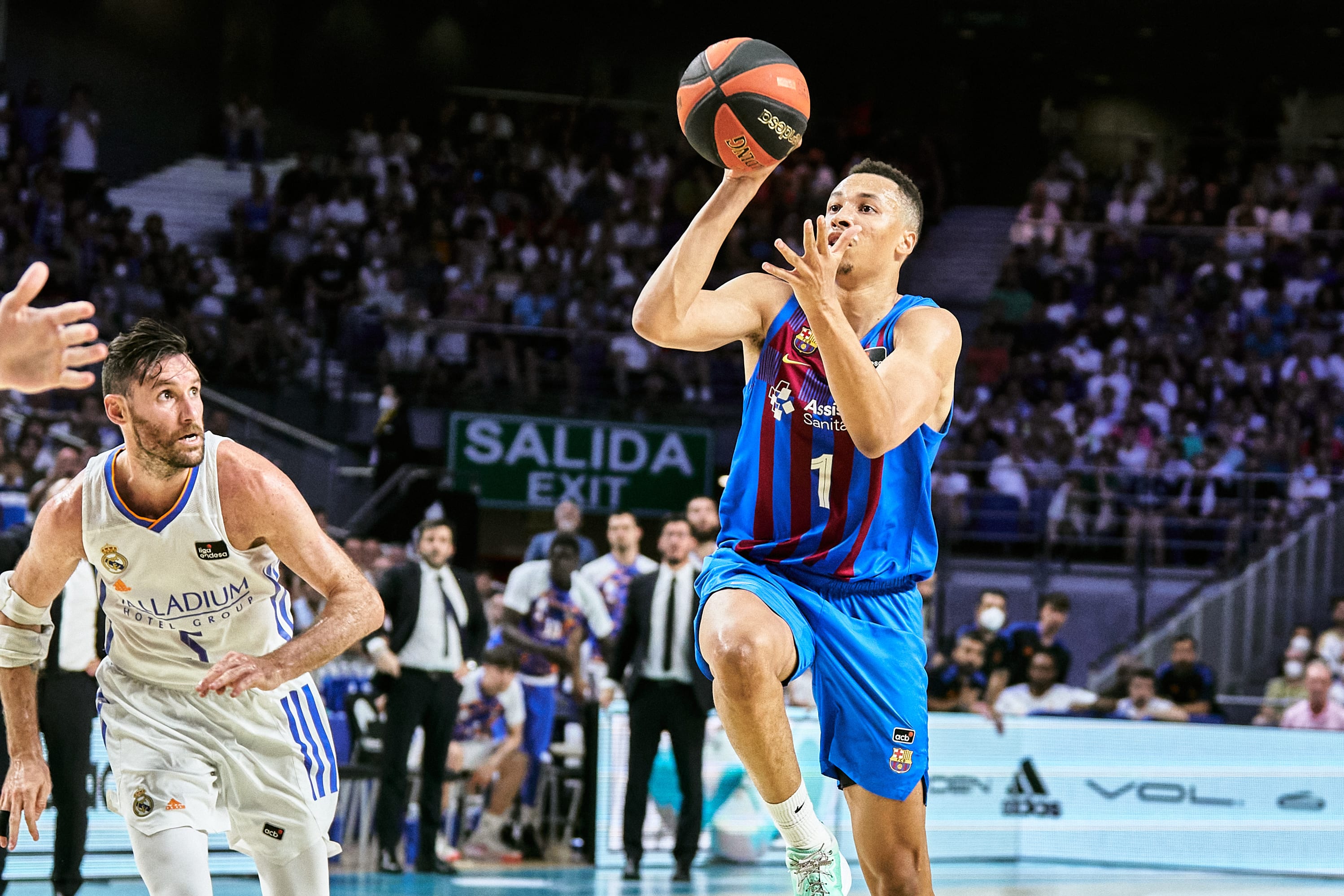 דנטה אקסום, שחקן ברצלונה