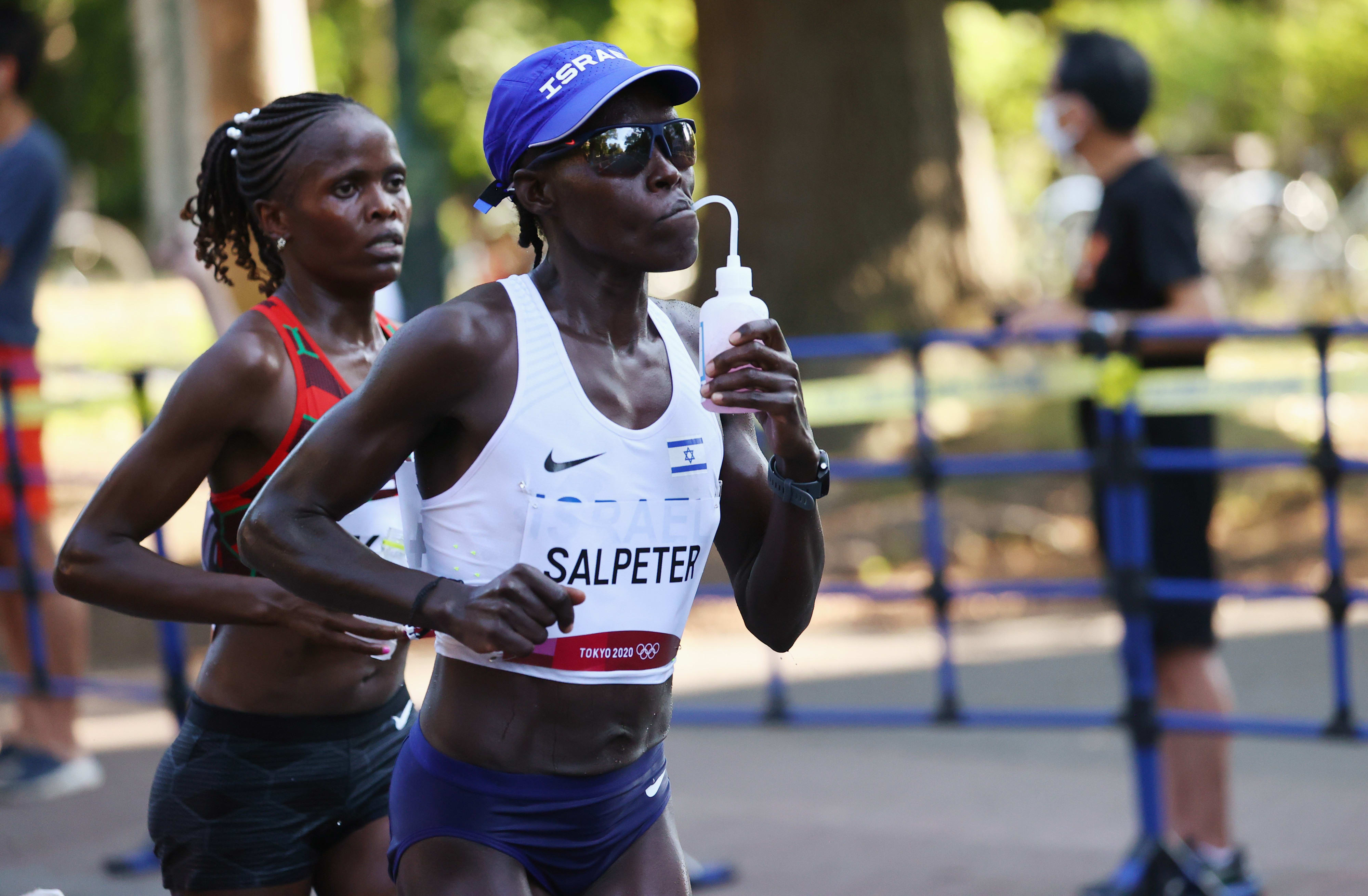 לונה צ'מטאי סלפטר במרתון טוקיו