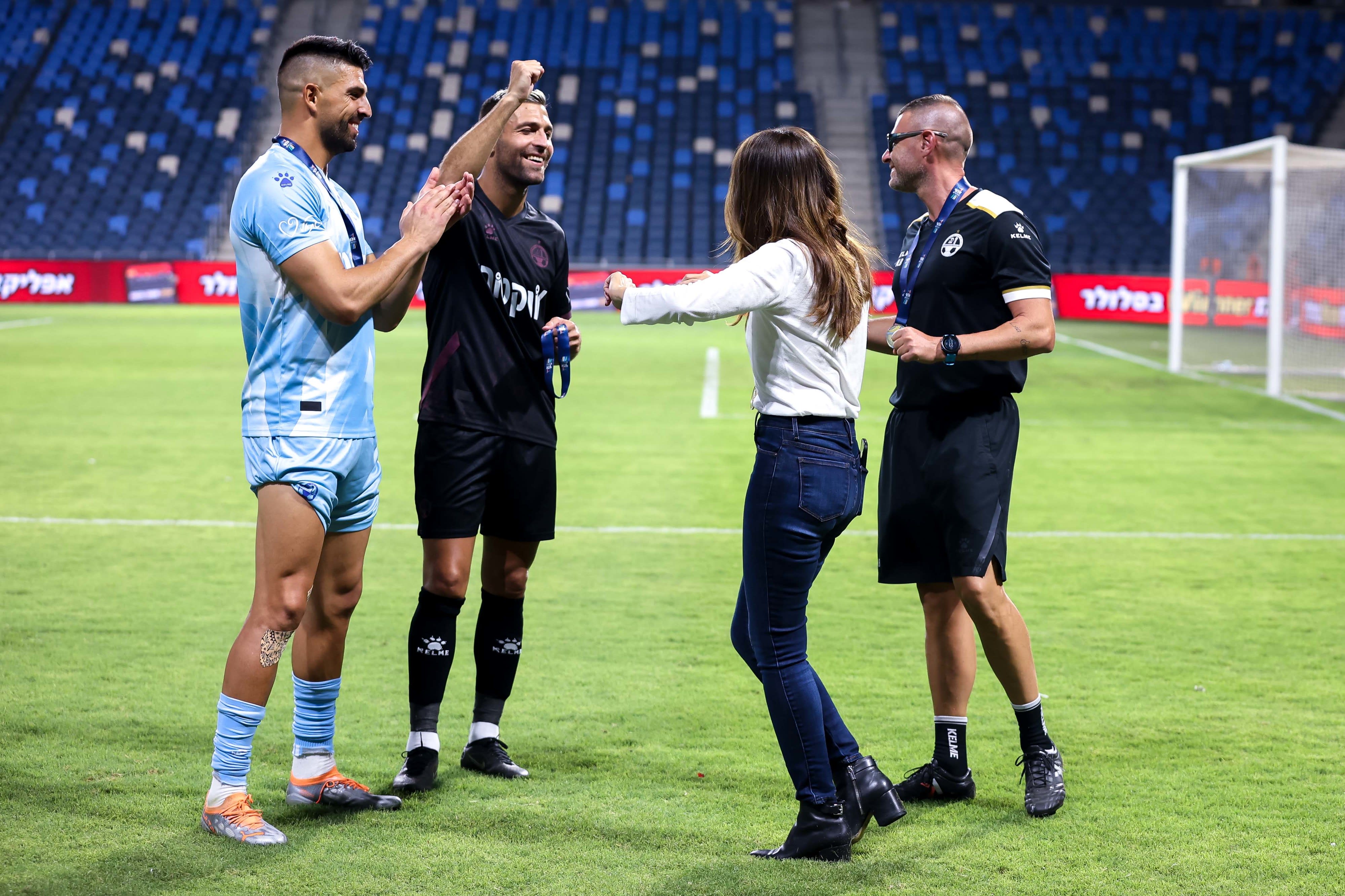 אלונה ברקת, אריאל הרוש, איתי שכטר, הפועל באר שבע