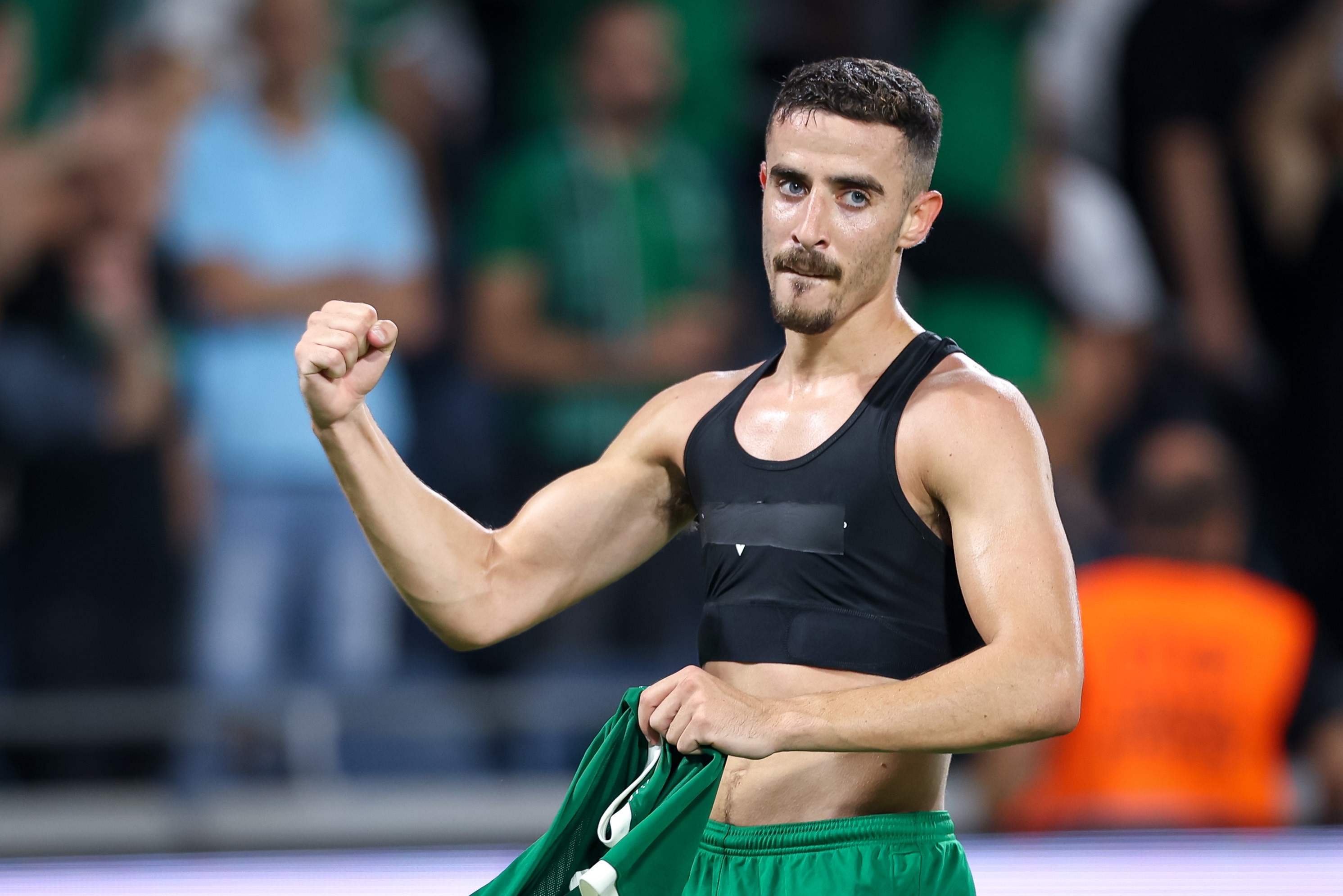 דולב חזיזה חוגג שער של מכבי חיפה