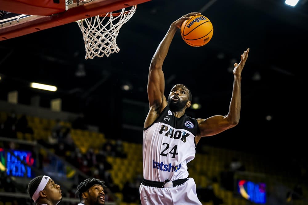 מרווין ג'ונס במדי פאוק סלוניקי